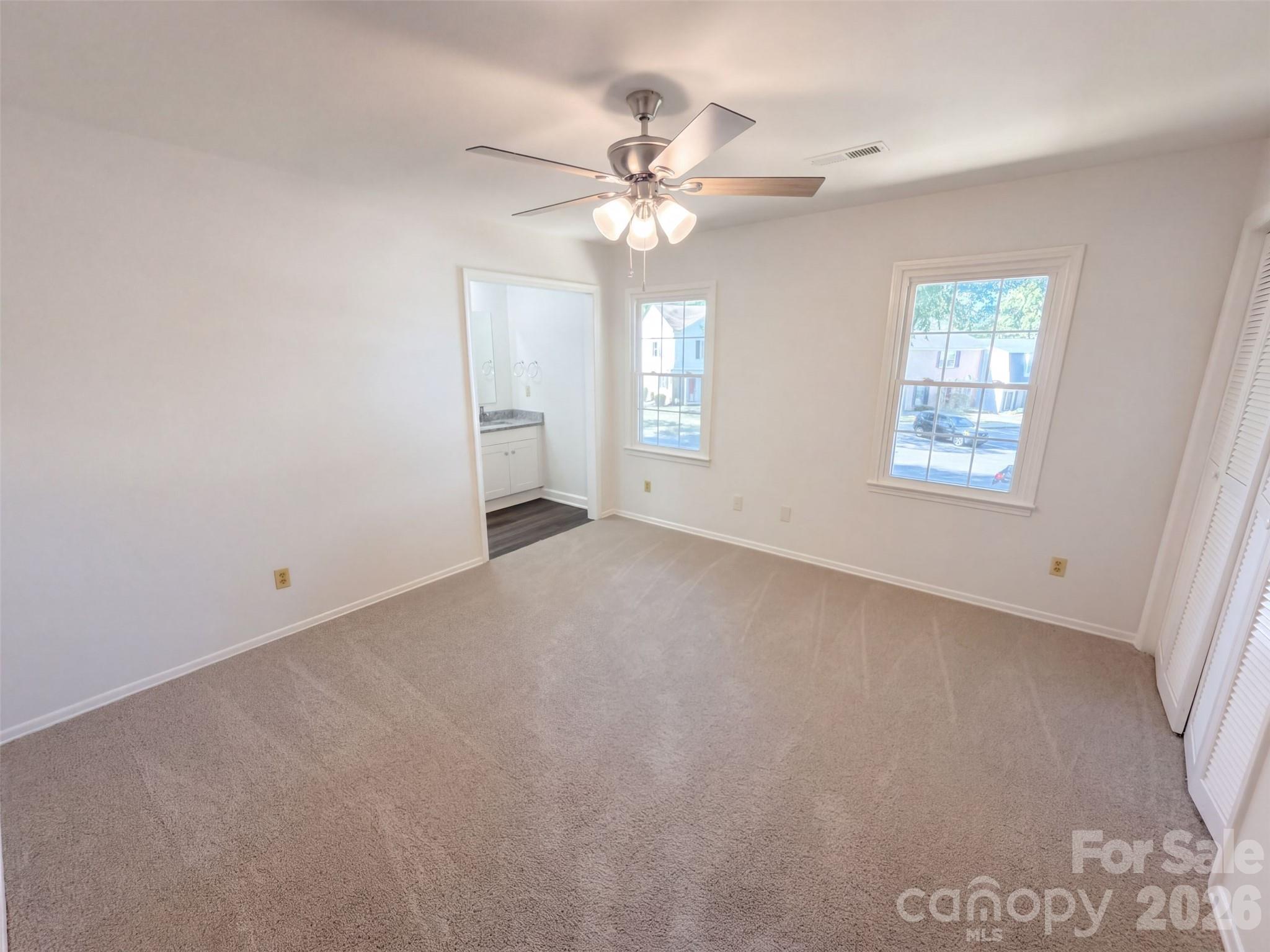 Townhouse at 1810 Sabrina Court, Charlotte, photo 4 of 14
