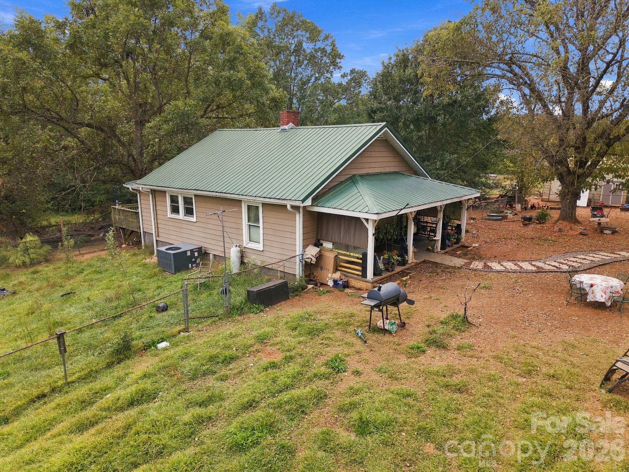 Single Family Residence at 250 Circus Trail, Forest City, photo 4 of 43
