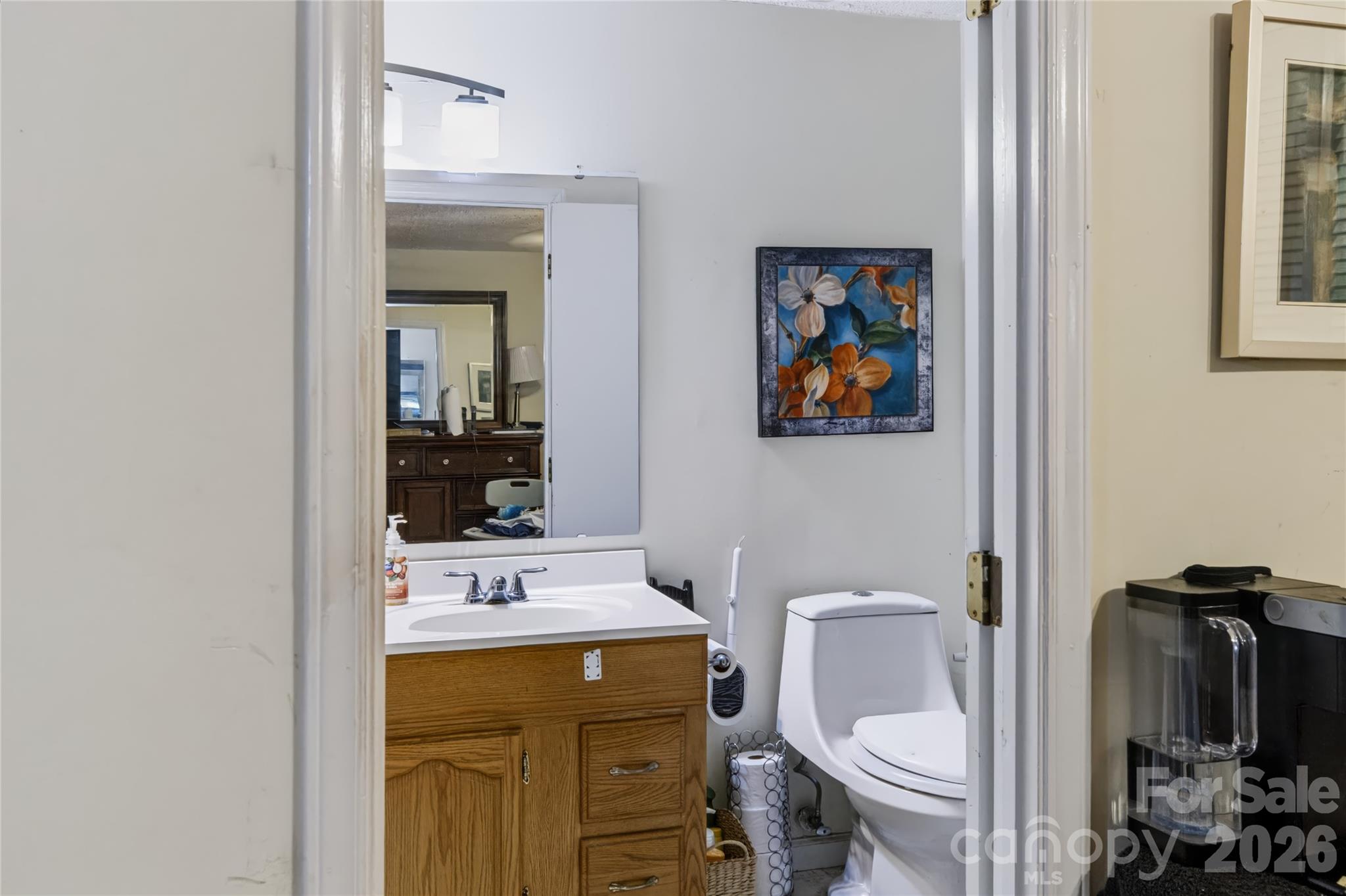 Single Family Residence at 6836 Honey Hurst Lane, Charlotte, photo 5 of 29