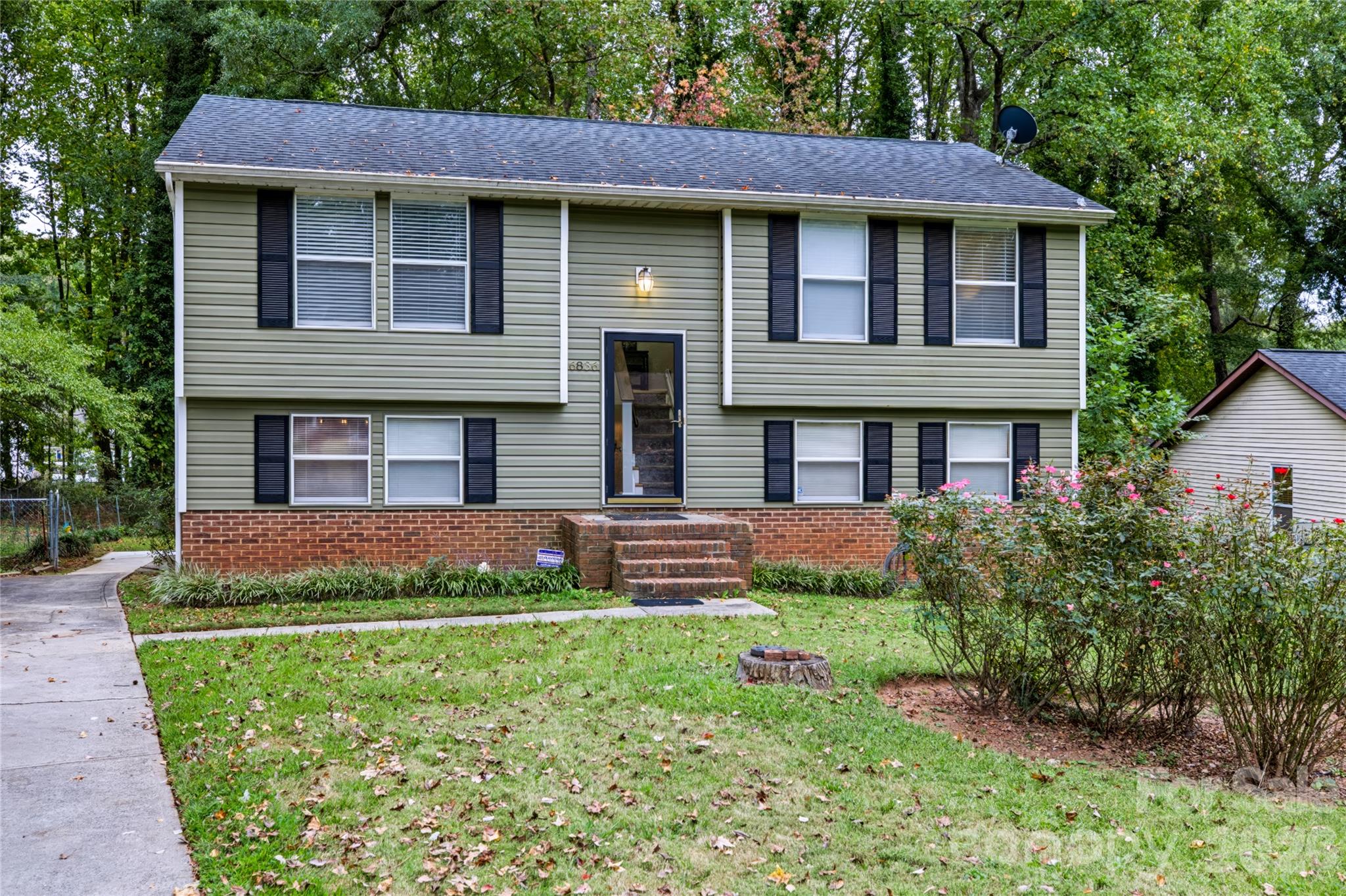 Single Family Residence at 6836 Honey Hurst Lane, Charlotte, photo 29 of 29