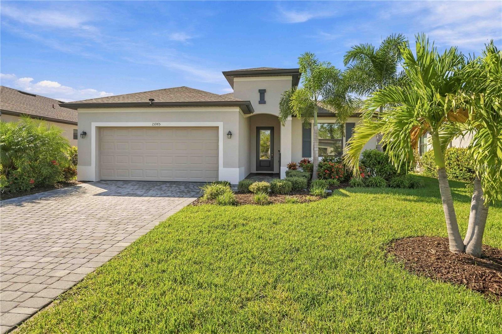 3 bedrooms and 3 bathrooms! - 15945 HONEY SUCKLE ST, PORT CHARLOTTE