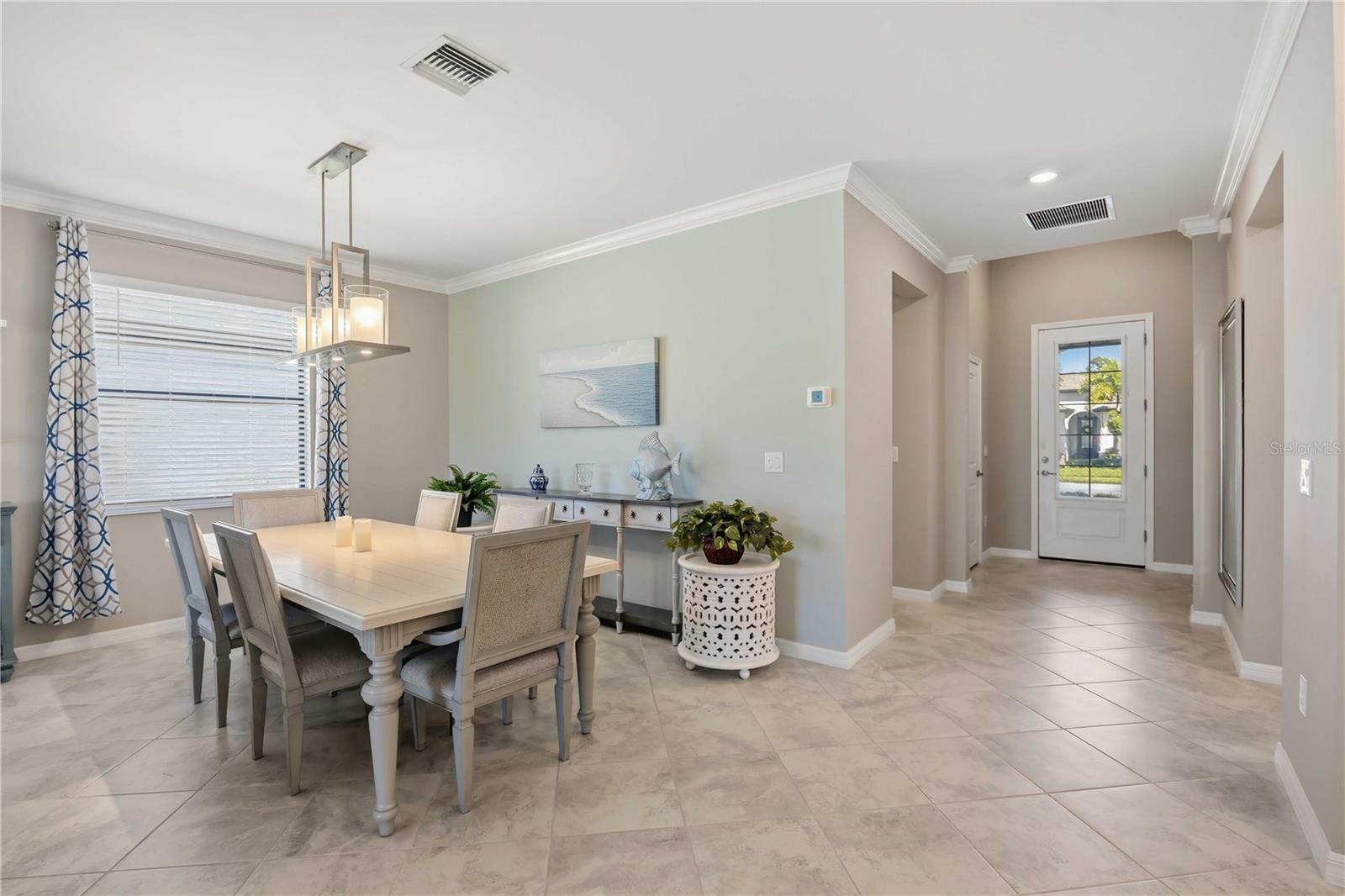 Custom paint and crown molding - 15945 HONEY SUCKLE ST, PORT CHARLOTTE