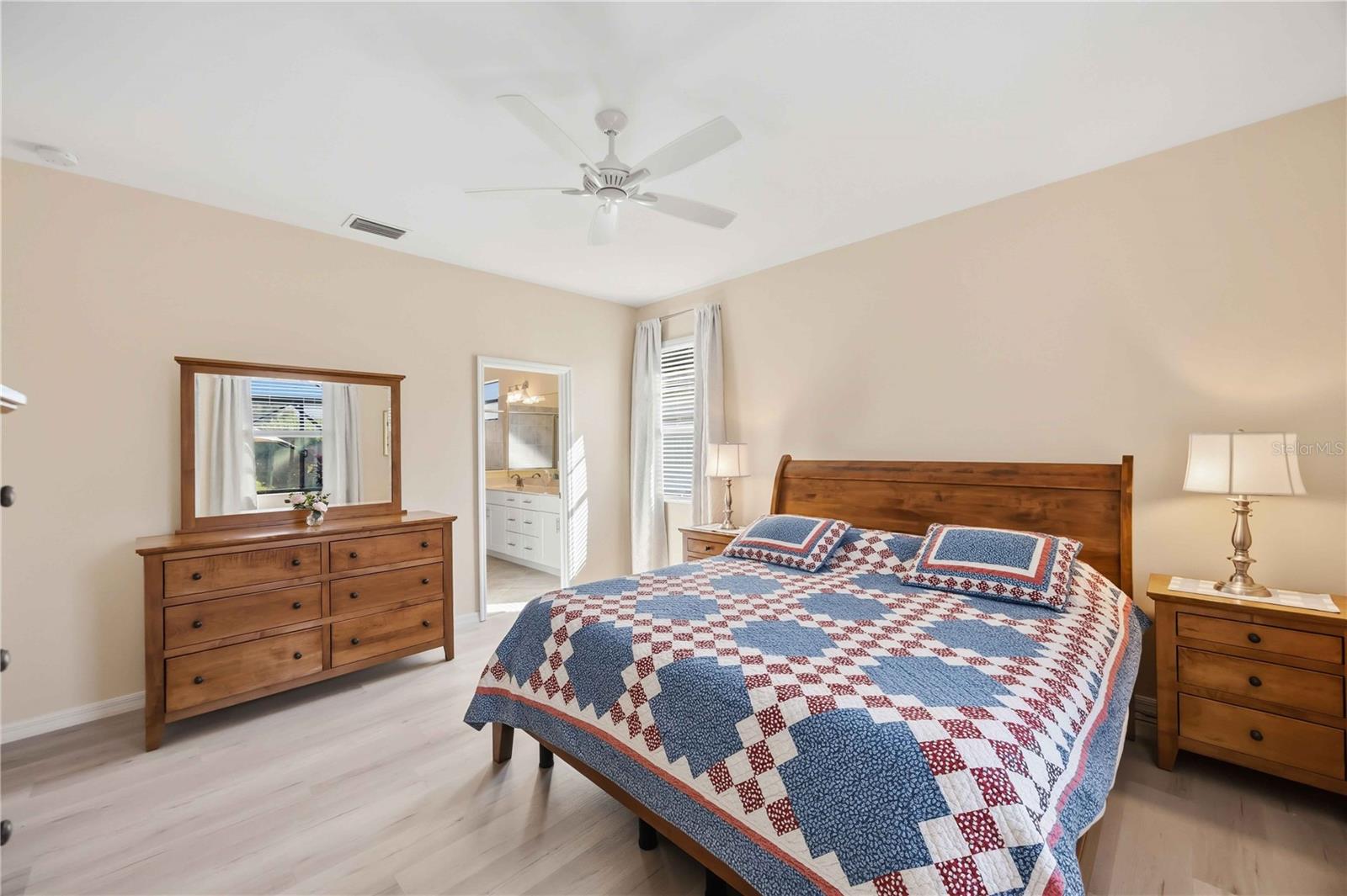 Owner's suite features dual closets - 15945 HONEY SUCKLE ST, PORT CHARLOTTE