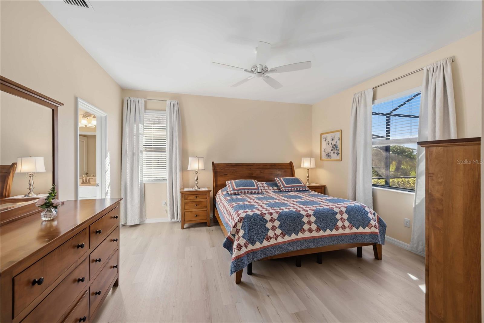 Owner's suite - 15945 HONEY SUCKLE ST, PORT CHARLOTTE