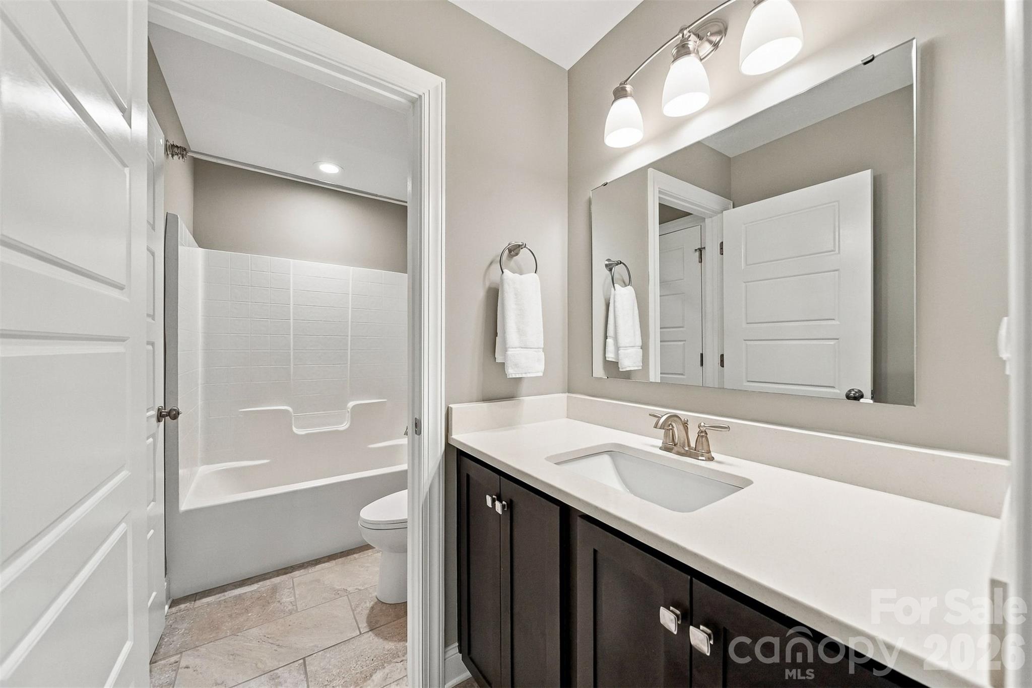 Upper Bathroom - 3901 12th Street NE, Hickory
