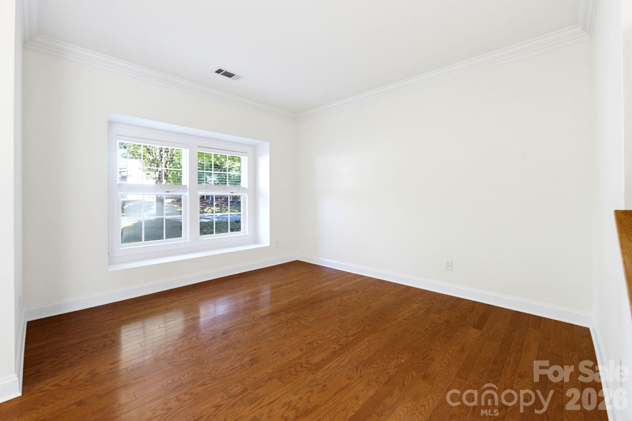 Family/Greeting Room - 529 Putting Drive, Fort Mill