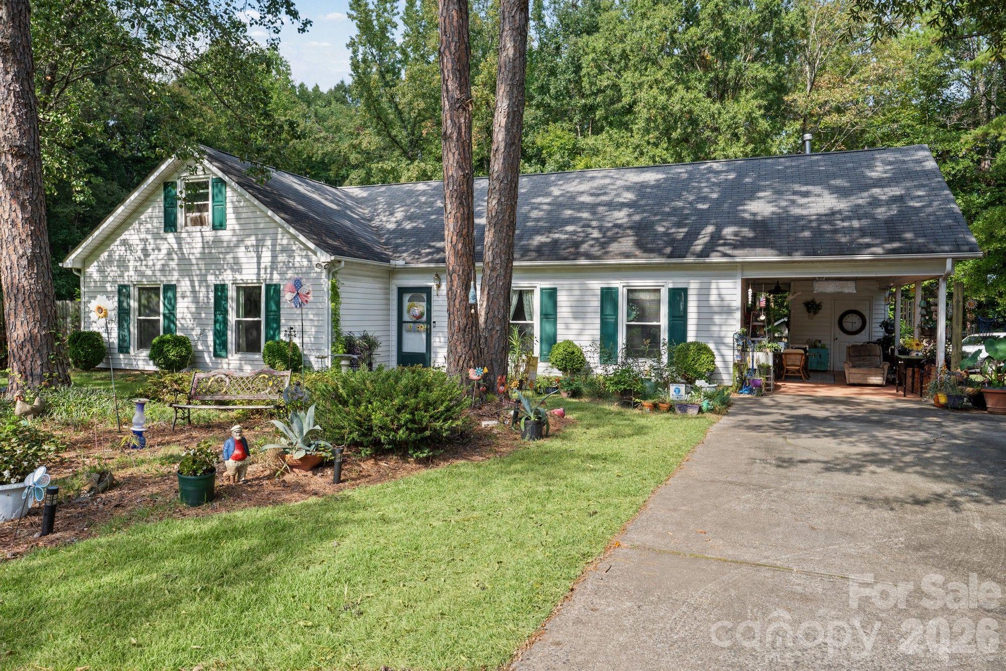 11210 Walking Horse Lane