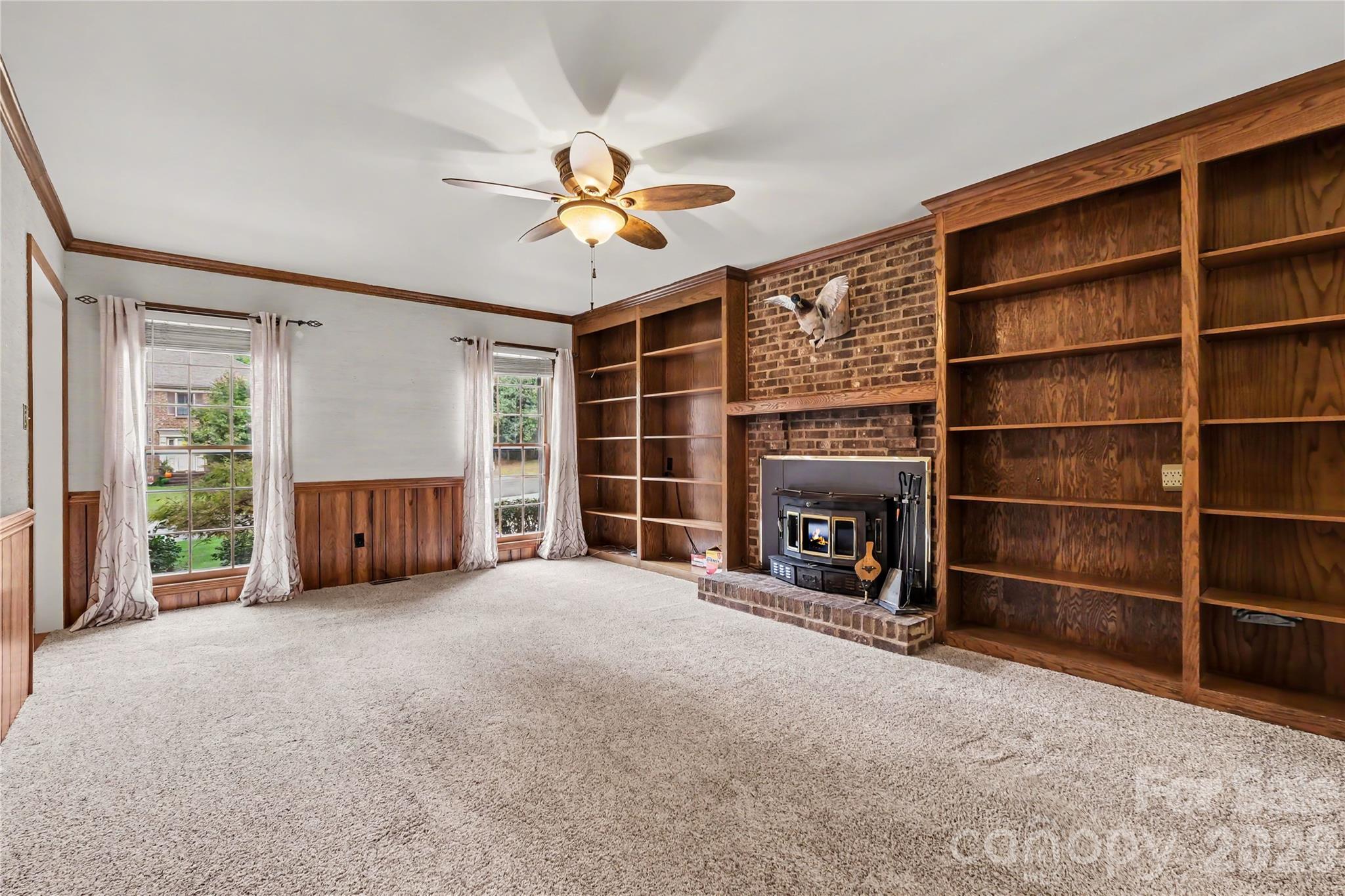 Family Room - 7615 Quail Hill Road, Charlotte