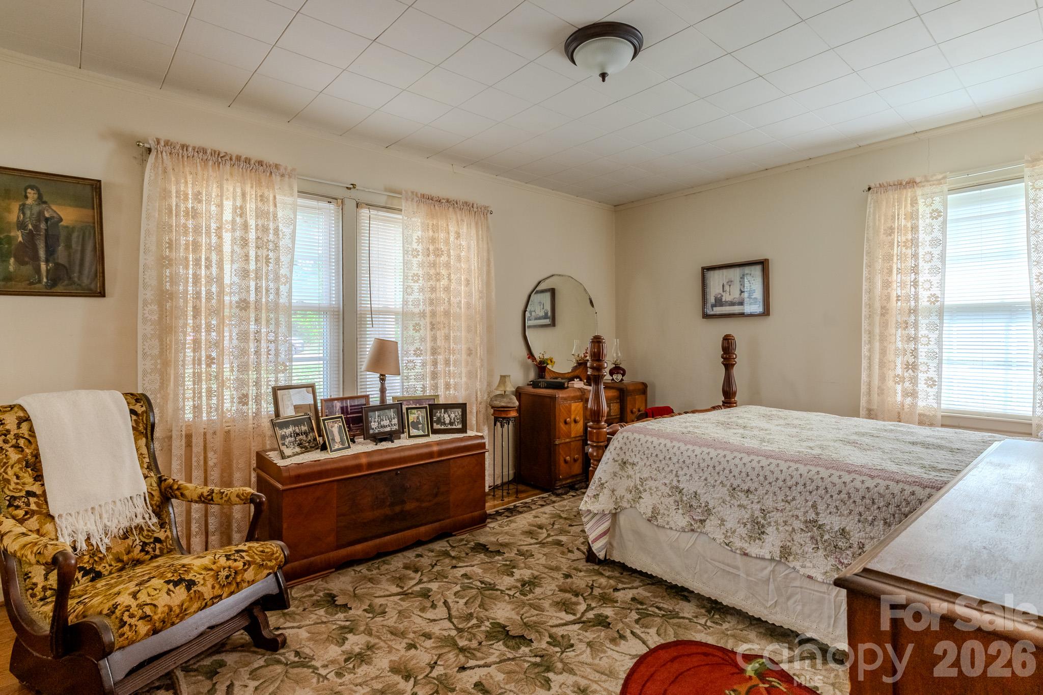 Single Family Residence at 1004 Woodside Drive, Kings Mountain, photo 13 of 15