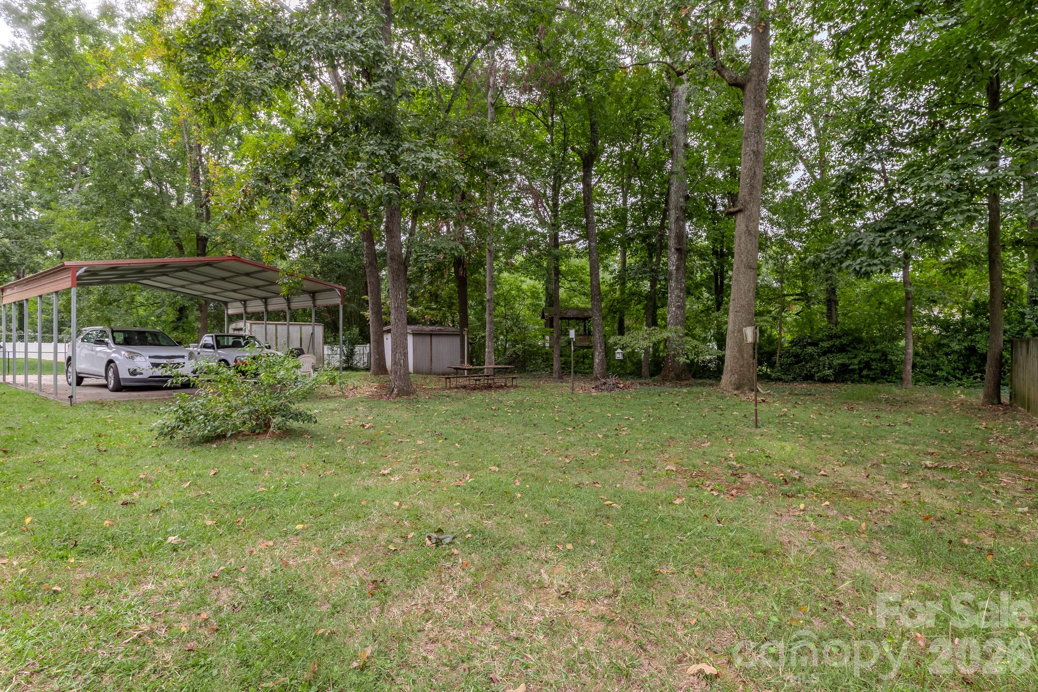 Single Family Residence at 1004 Woodside Drive, Kings Mountain, photo 15 of 15