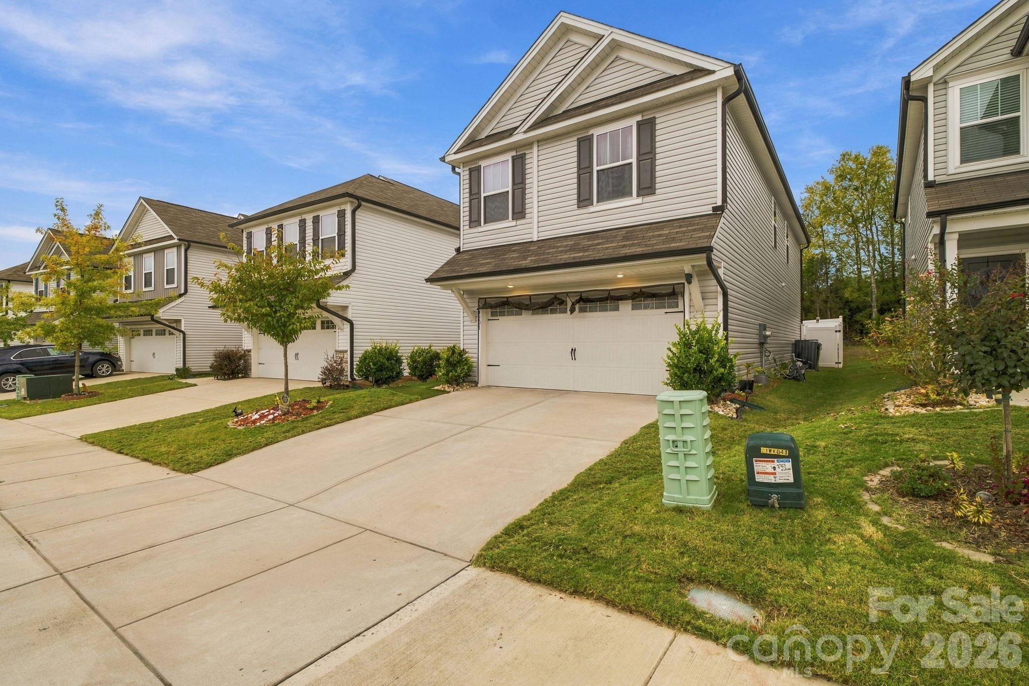 Single Family Residence at 14301 Whistling Teal Drive, Charlotte