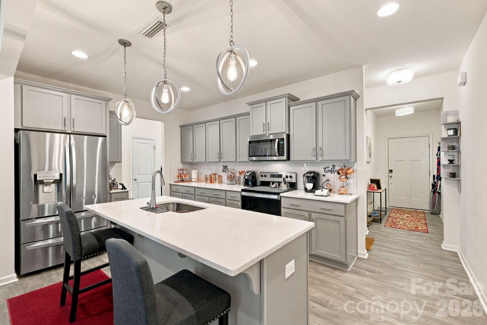 Single Family Residence at 14301 Whistling Teal Drive, Charlotte, photo 8 of 39