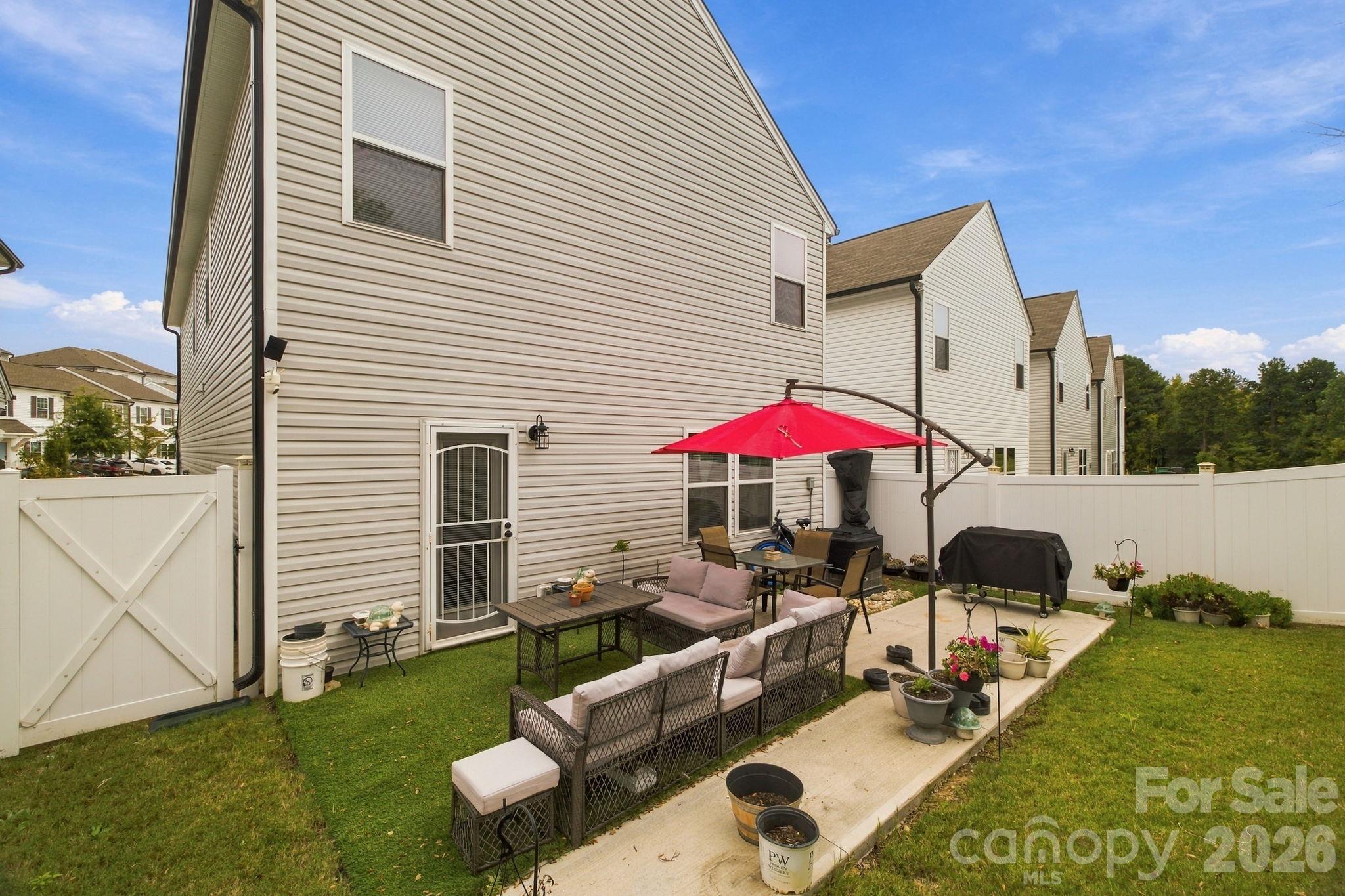 Single Family Residence at 14301 Whistling Teal Drive, Charlotte, photo 29 of 39