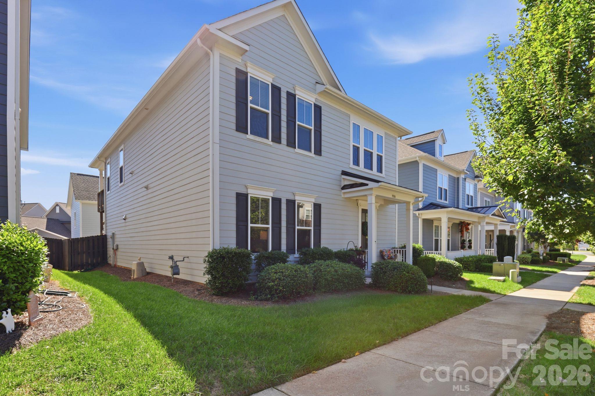 Single Family Residence at 9104 Gladden Hill Lane, Pineville, photo 43 of 48