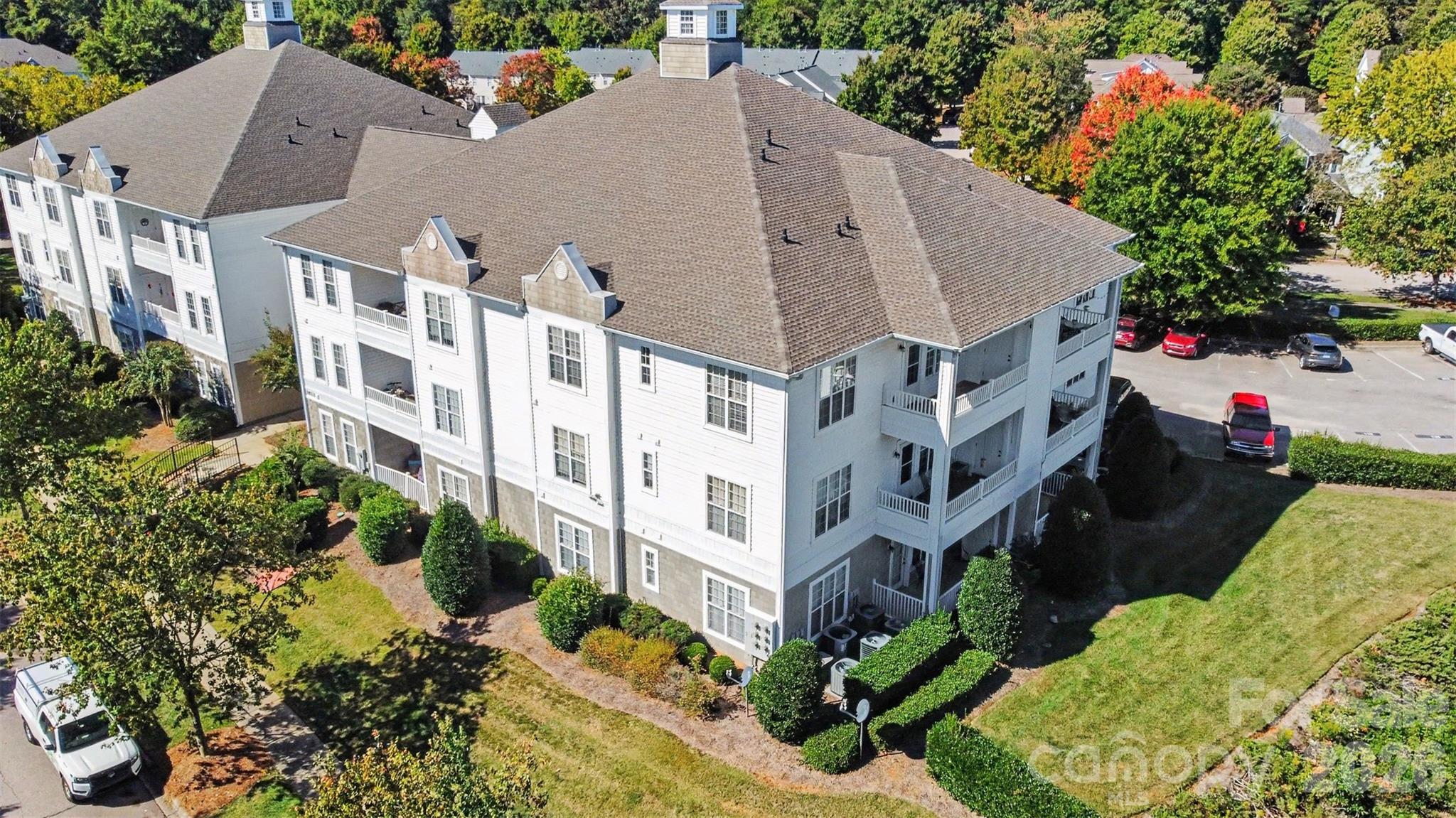 Condominium at 18711 Ruffner Drive, Cornelius, photo 17 of 21