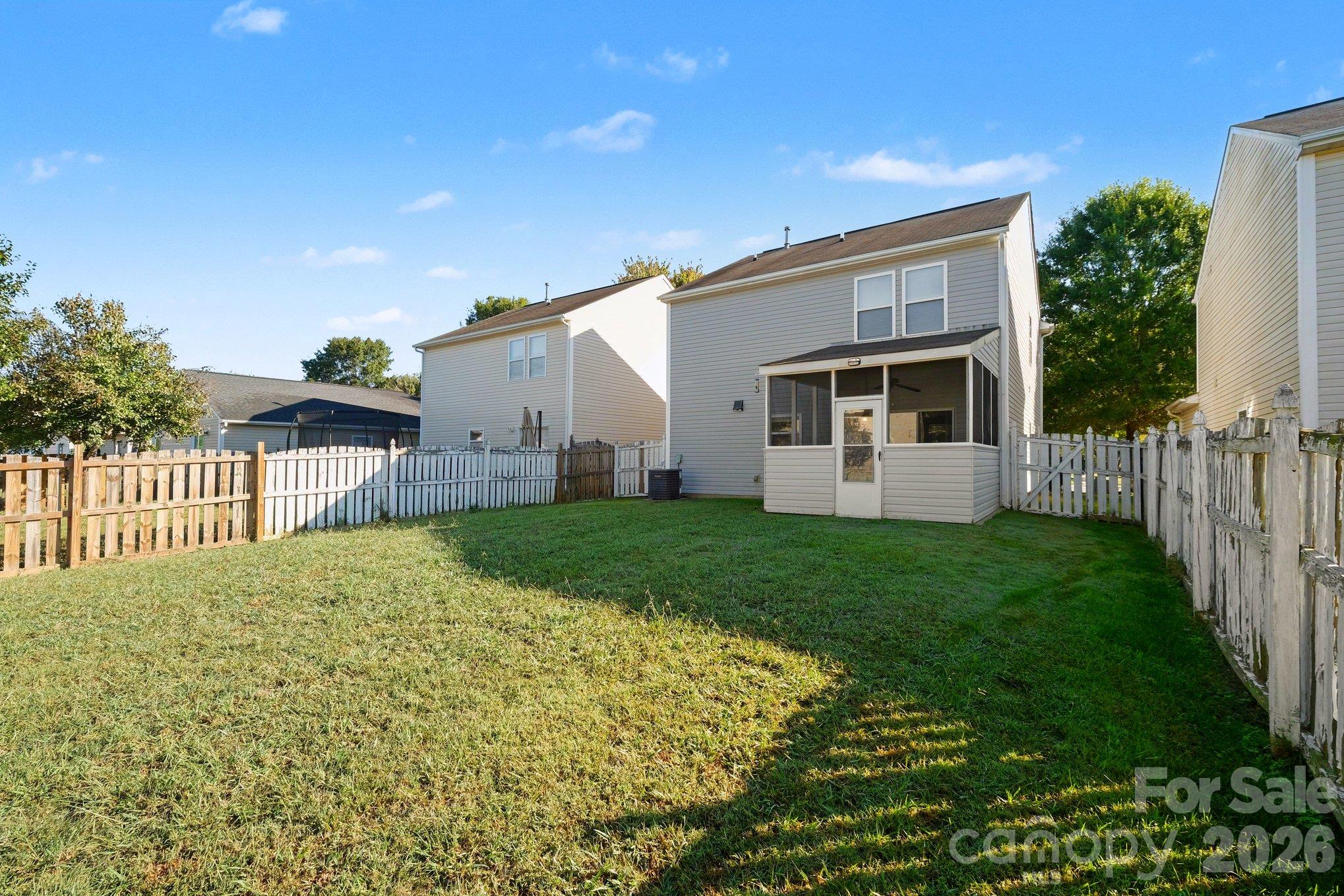 Single Family Residence at 3642 Charterhall Lane, Charlotte, photo 23 of 24