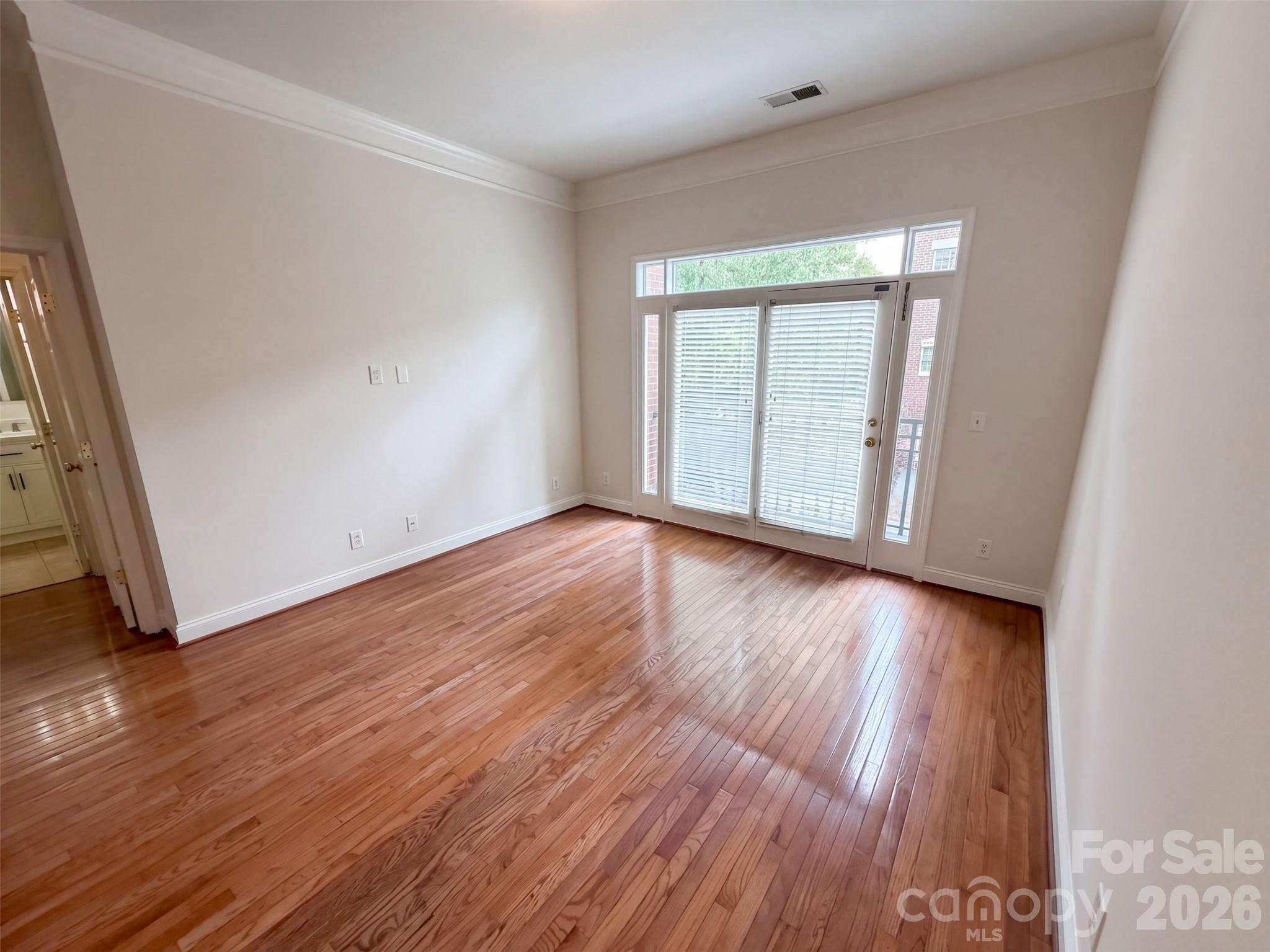 Condominium at 774 N Davidson Street, Charlotte, photo 4 of 18