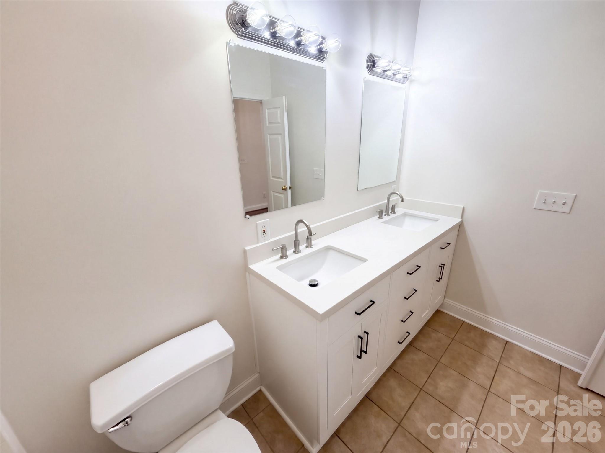 Condominium at 774 N Davidson Street, Charlotte, photo 13 of 18