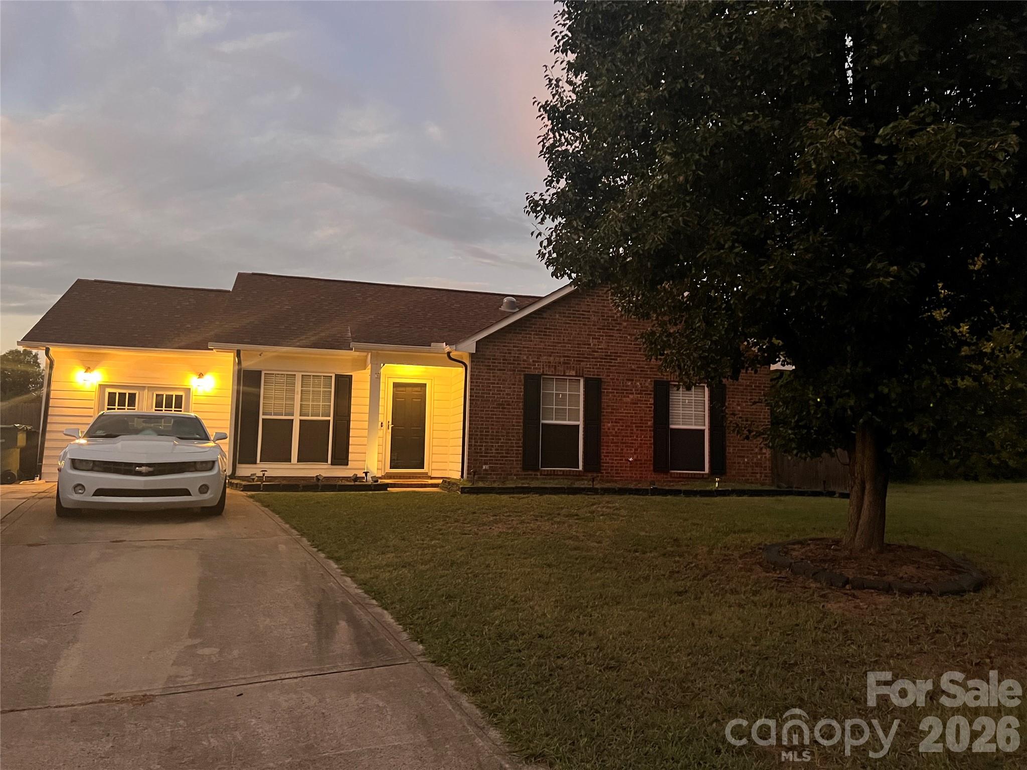 Single Family Residence at 4102 Carolina Pointe Court, Concord, photo 3 of 43