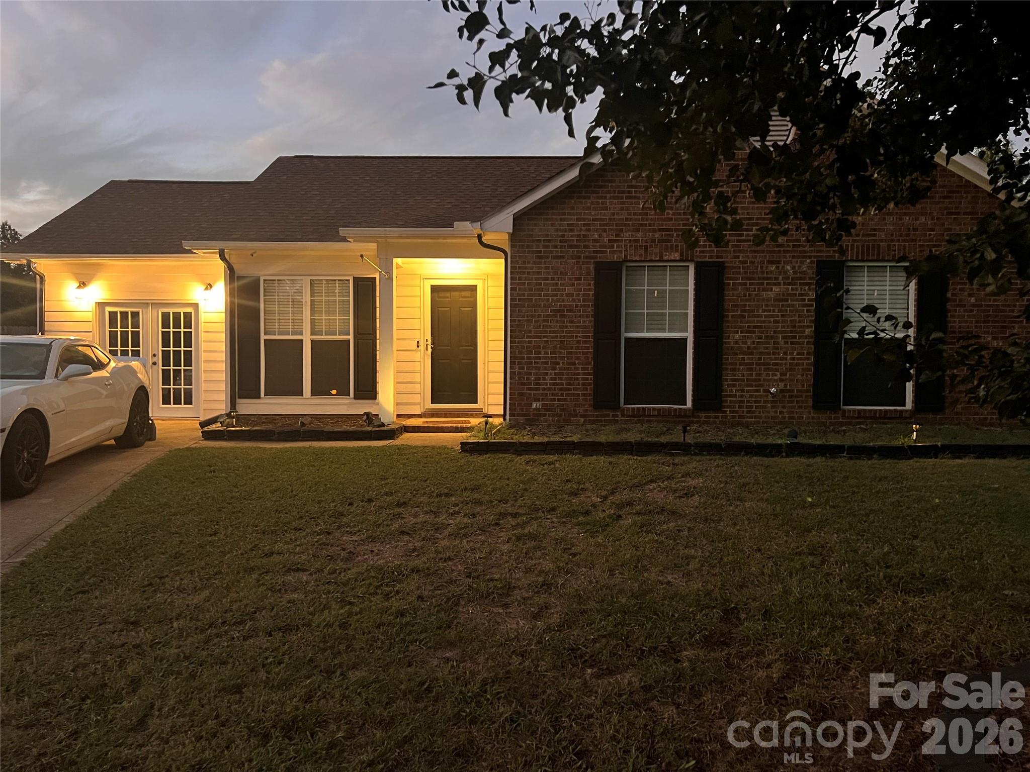 Single Family Residence at 4102 Carolina Pointe Court, Concord, photo 4 of 43
