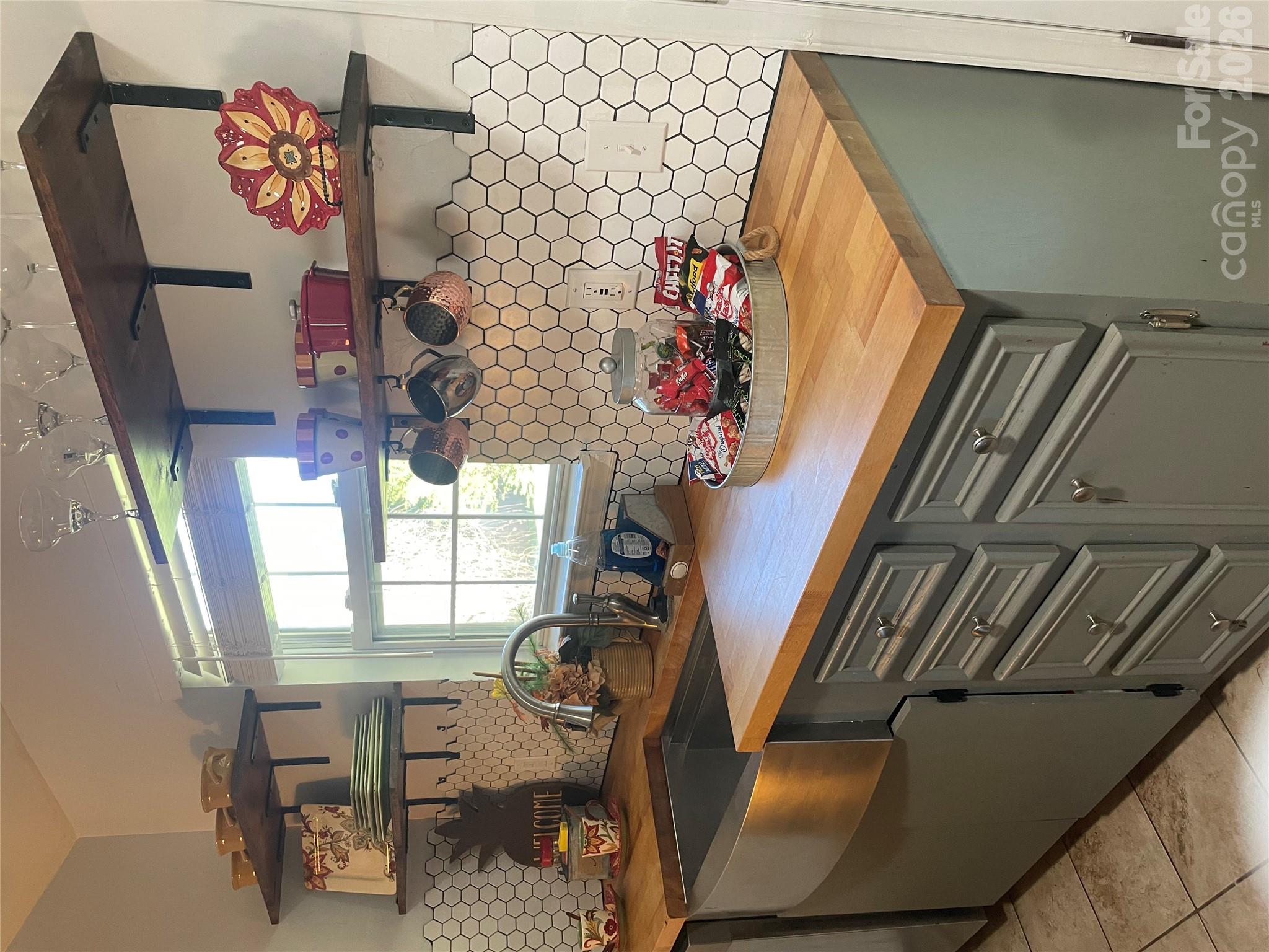 Single Family Residence at 4102 Carolina Pointe Court, Concord, photo 18 of 43