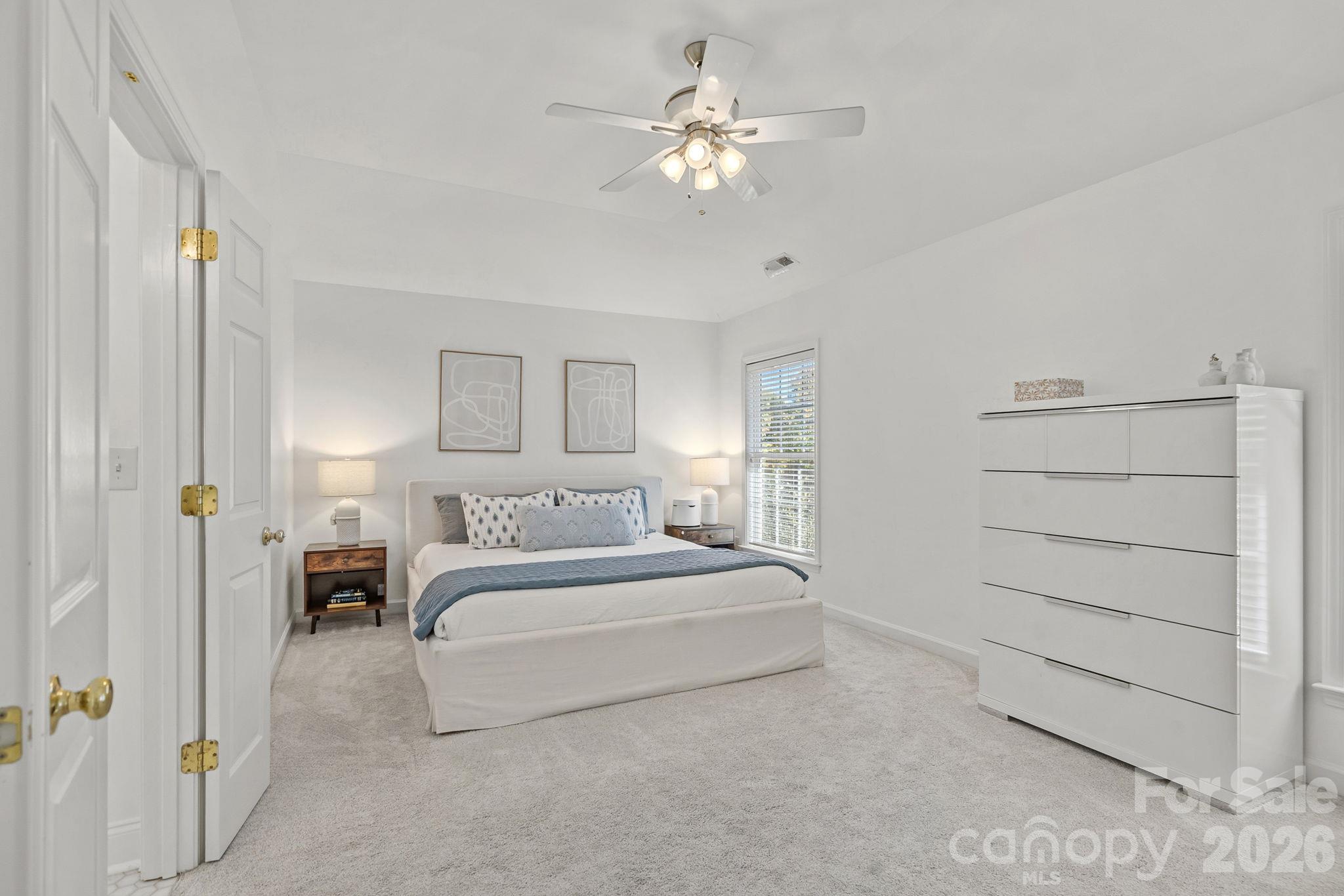 Single Family Residence at 15744 Trenton Place Road, Huntersville, photo 16 of 37
