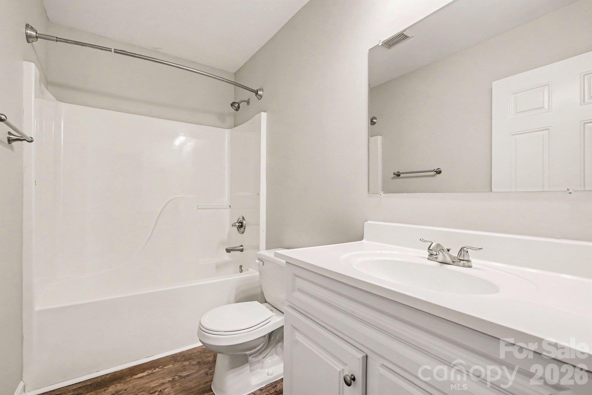 Single Family Residence at 5220 Hildreth Court, Concord, photo 14 of 17