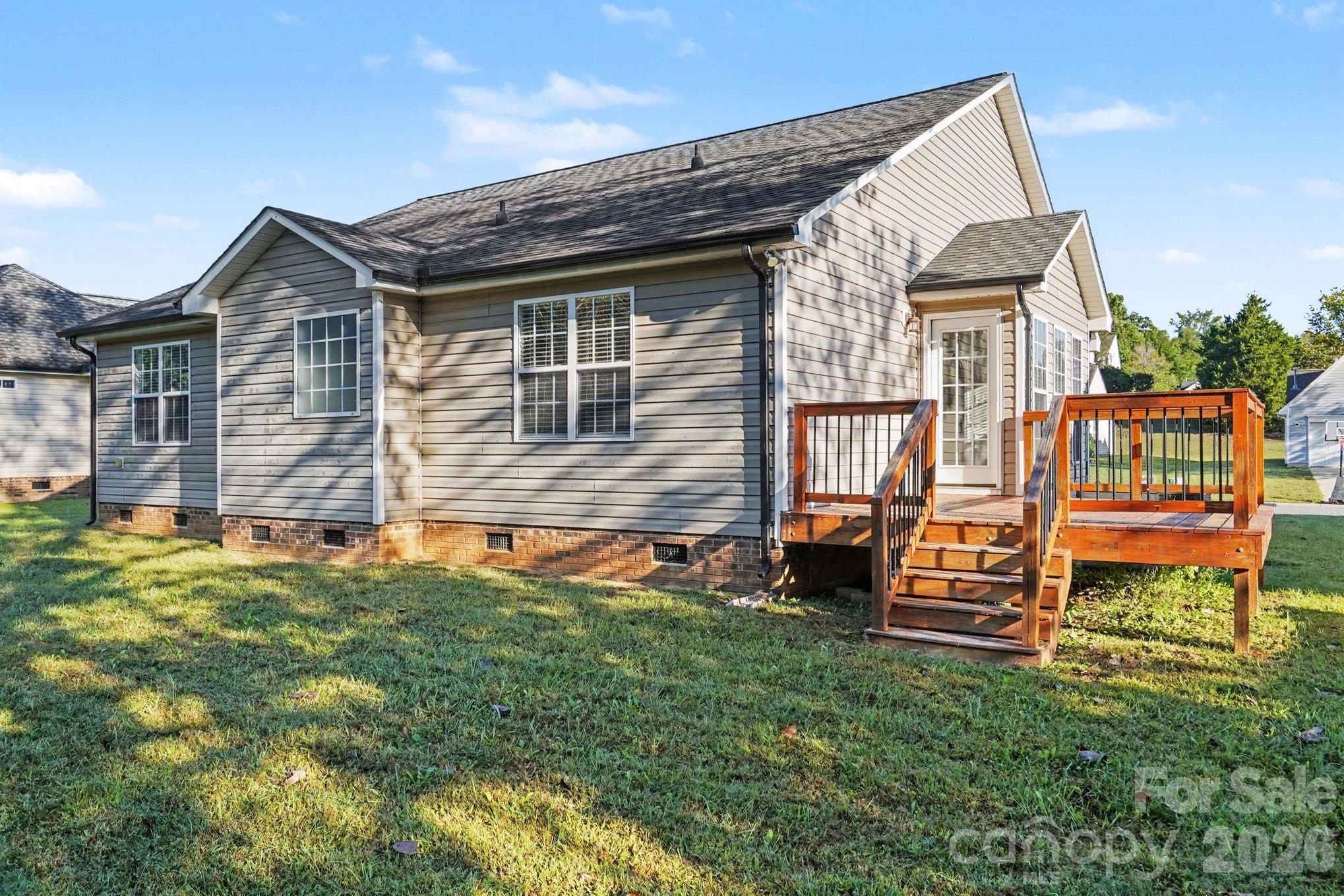 Single Family Residence at 5220 Hildreth Court, Concord, photo 16 of 17
