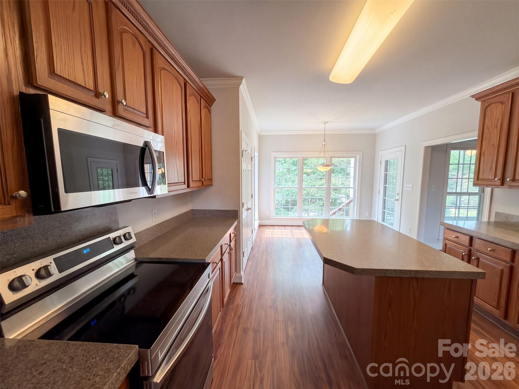 Single Family Residence at 5102 Summerell Avenue, Gastonia, photo 6 of 24