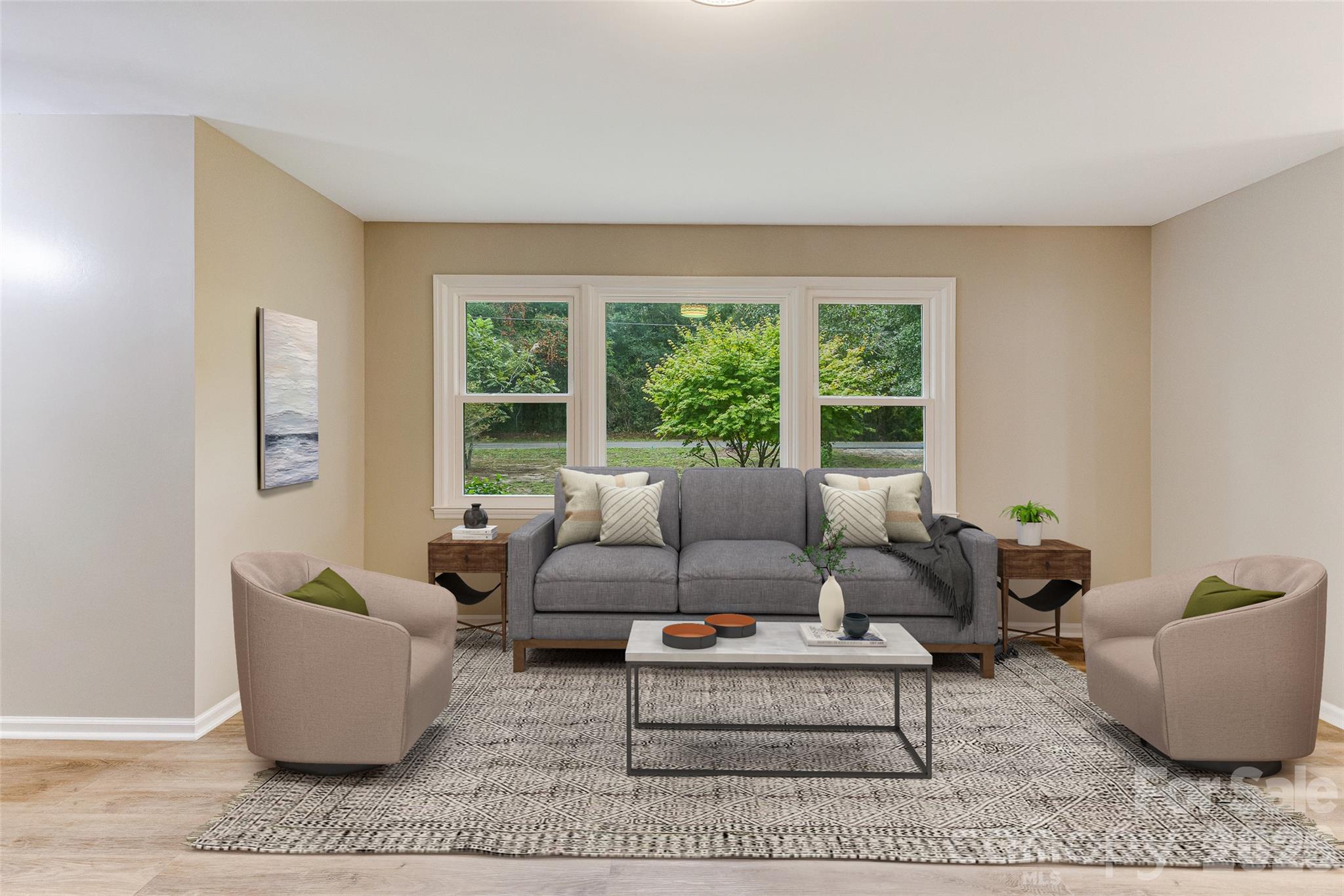 Virtually Staged - 929 E Leonard Street, Southport