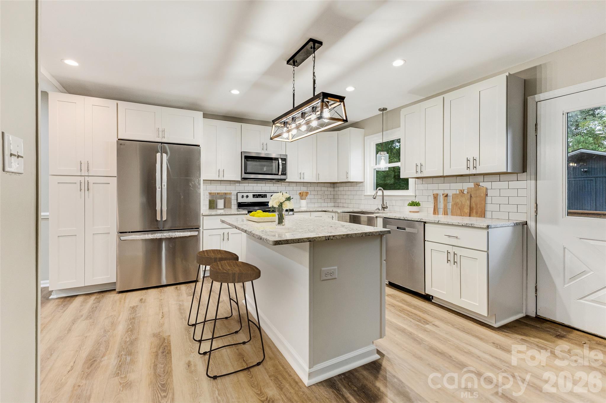 Virtually Staged - 929 E Leonard Street, Southport