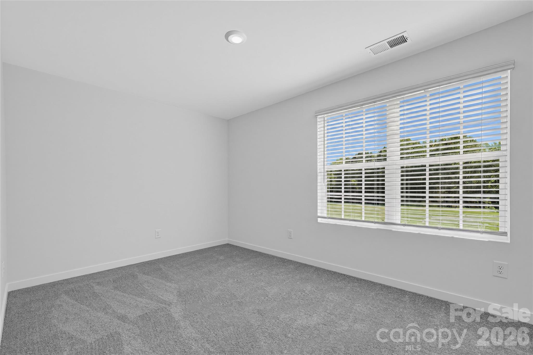 Single Family Residence at 631 Hot Springs Drive, Kannapolis, photo 3 of 9