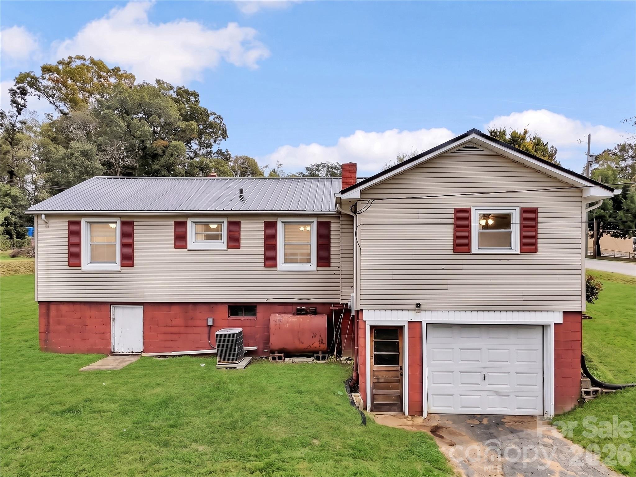 Single Family Residence at 280 Mingus Street, Canton, photo 5 of 29