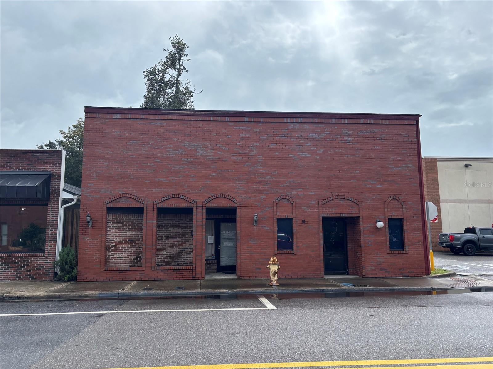144 W CALL ST