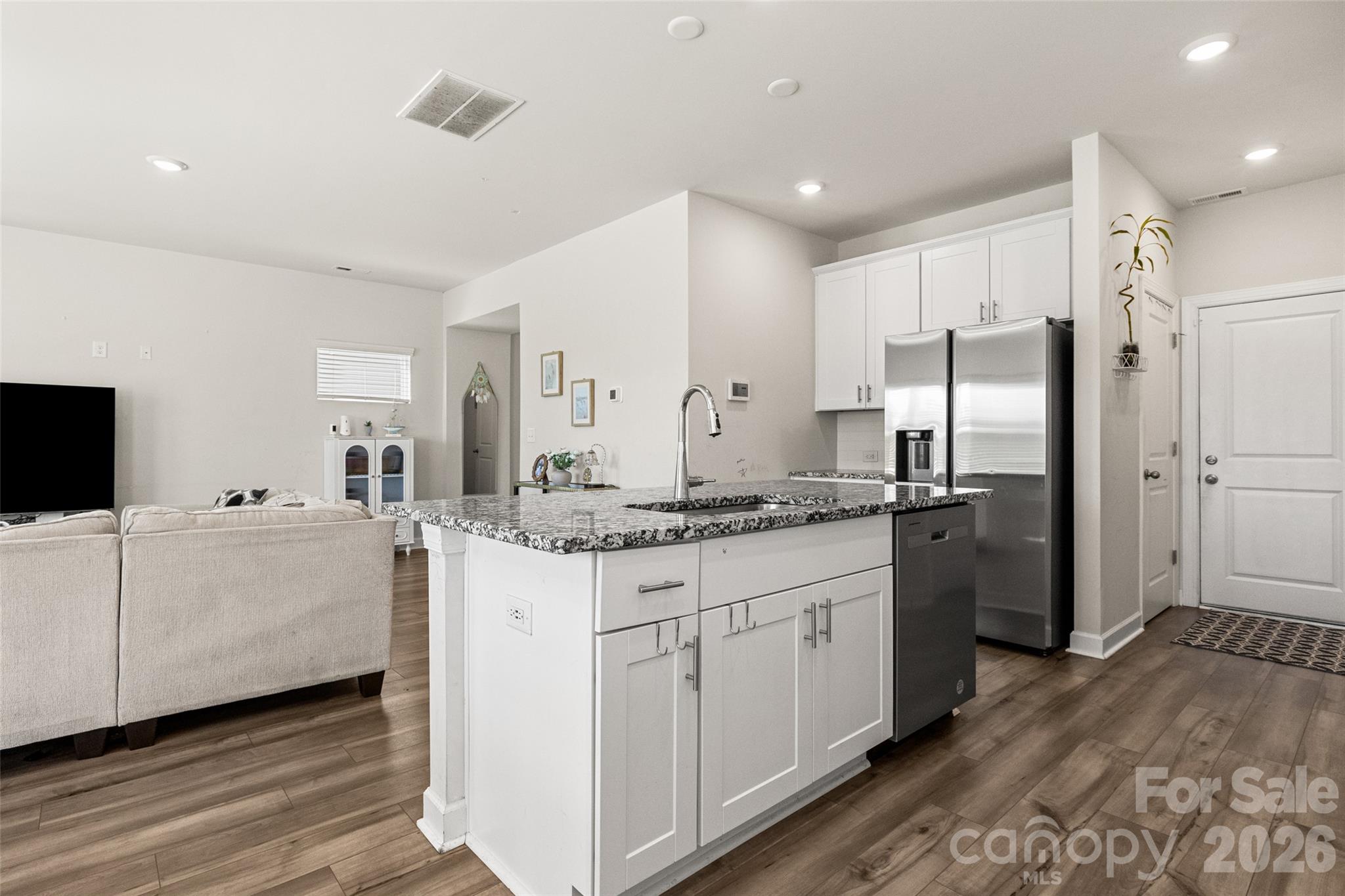 Open Kitchen/Living - 333 Hyssop Court, Fort Mill