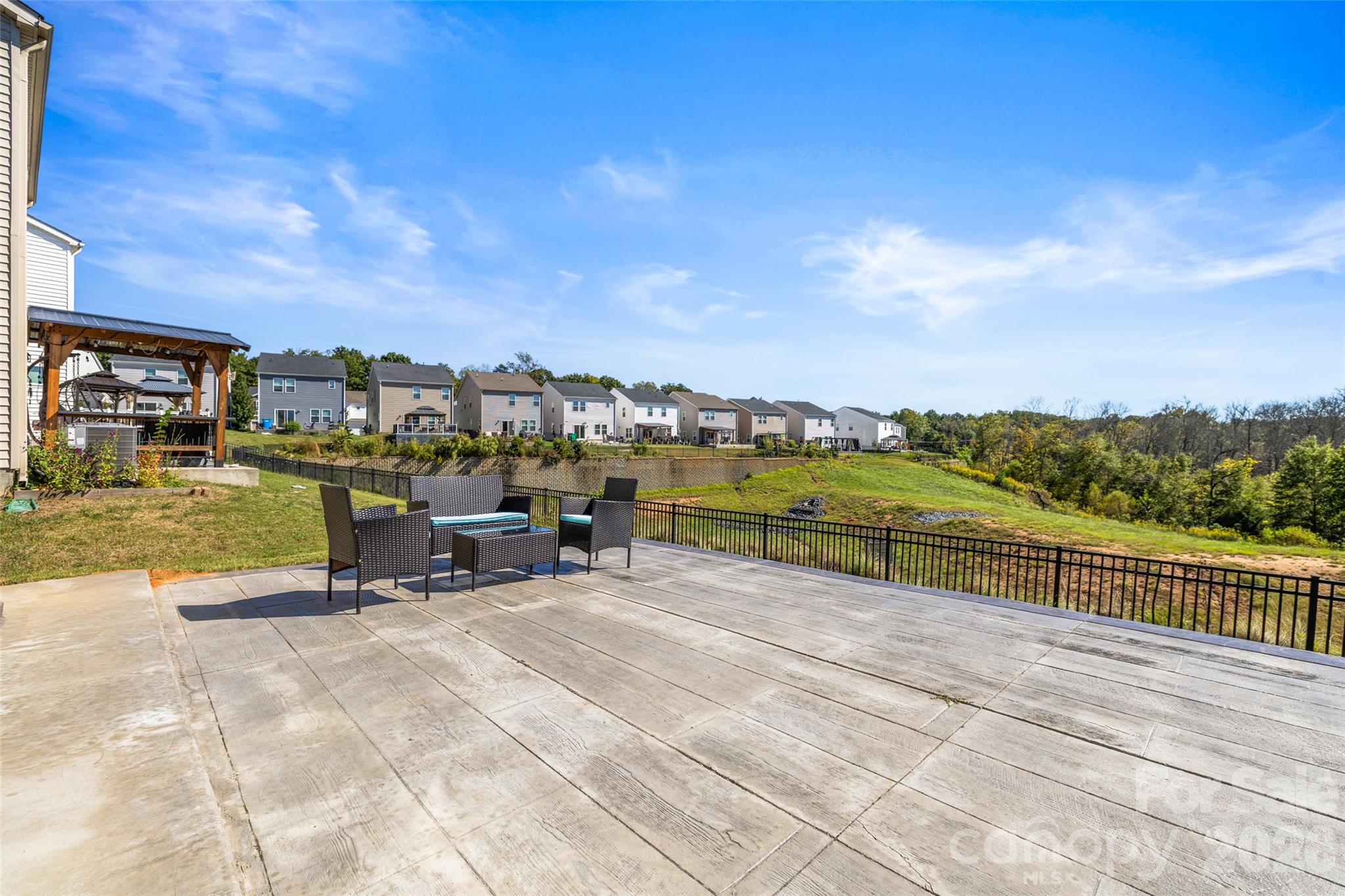 Single Family Residence at 333 Hyssop Court, Fort Mill, photo 26 of 30