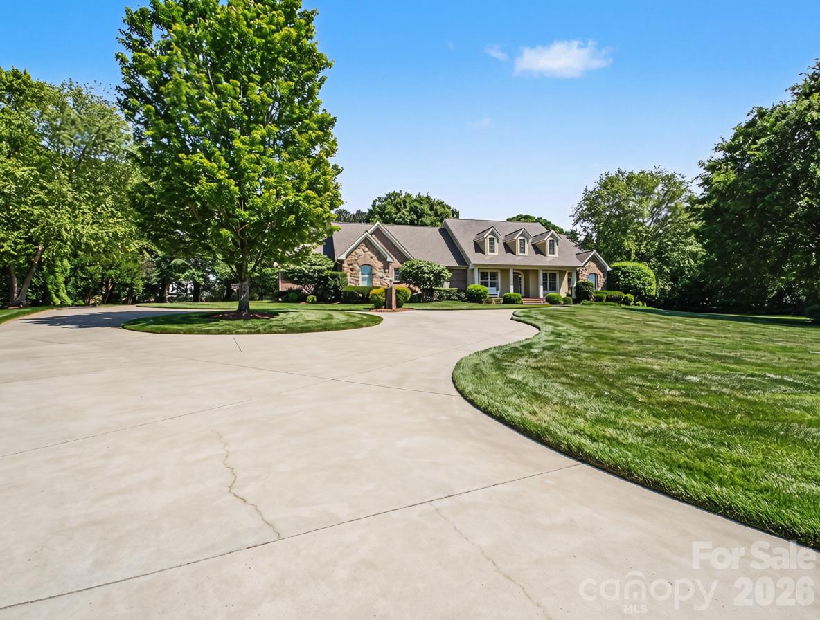 ...with a circular front driveway. - 1422 Stone Gate Drive, Shelby