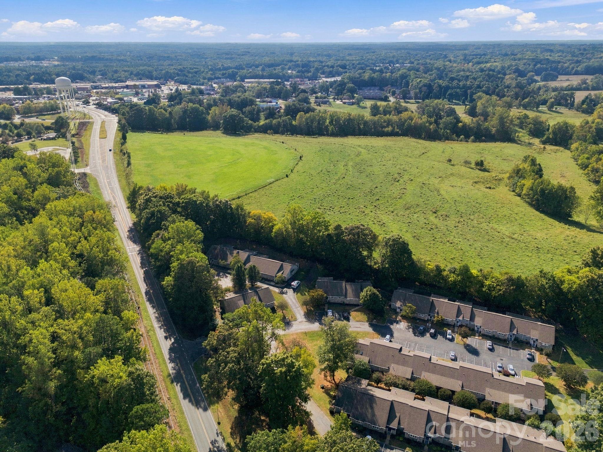 Condominium at 1805 Wellington Hills Circle, Salisbury, photo 31 of 32