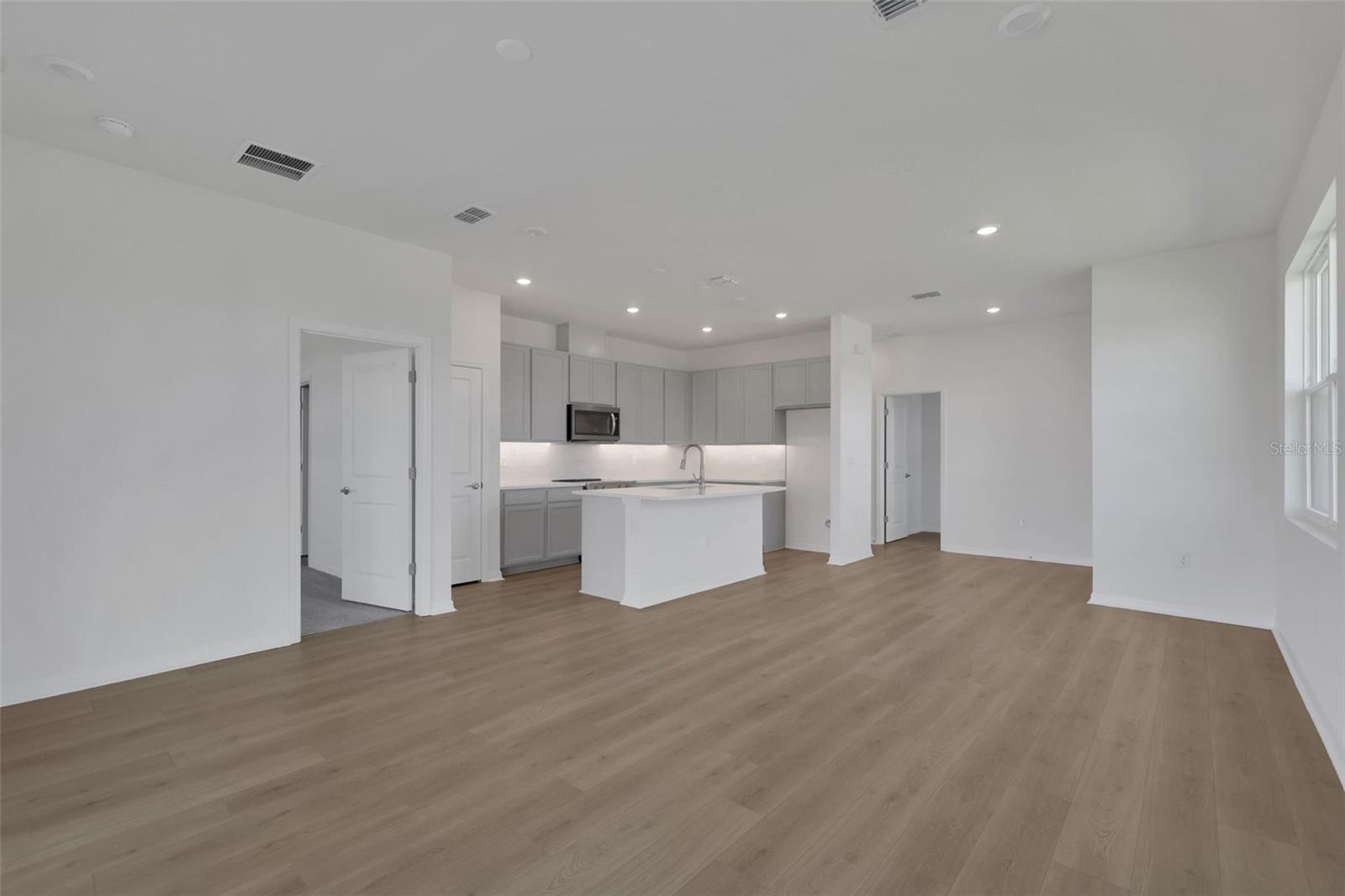 Townhouse at 7530 SEA OAK CT, PARRISH, photo 7 of 31
