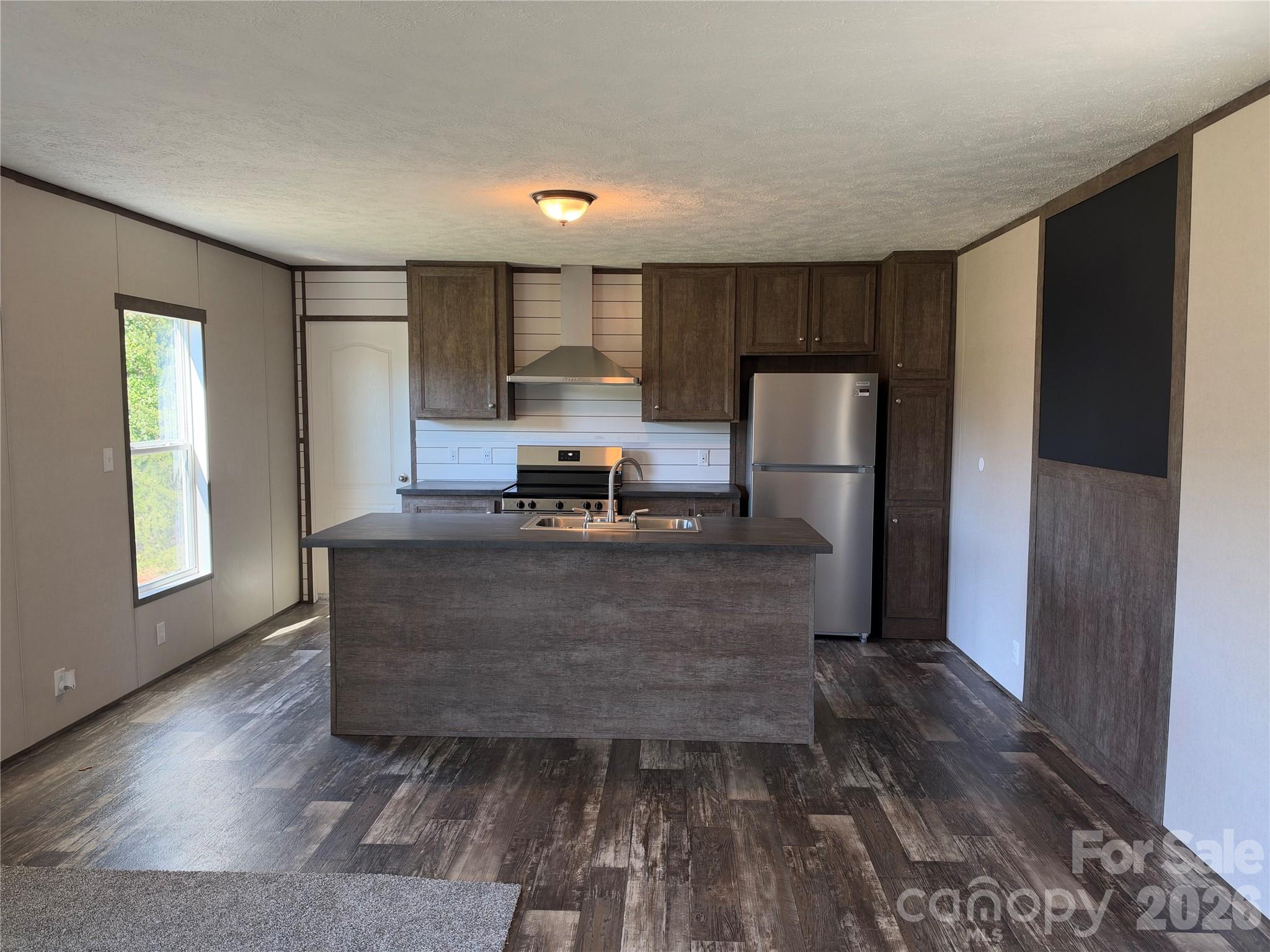 Single Family Residence at 5664 Zion Hill Drive, Lawndale, photo 10 of 22