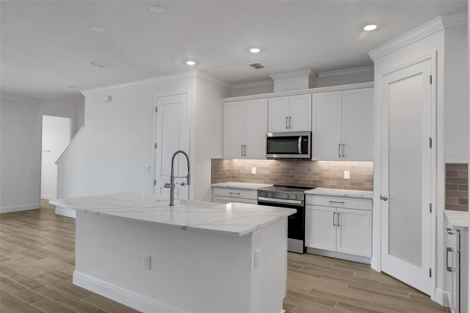 Townhouse at 7511 SEA OAK CT, PARRISH, photo 14 of 39