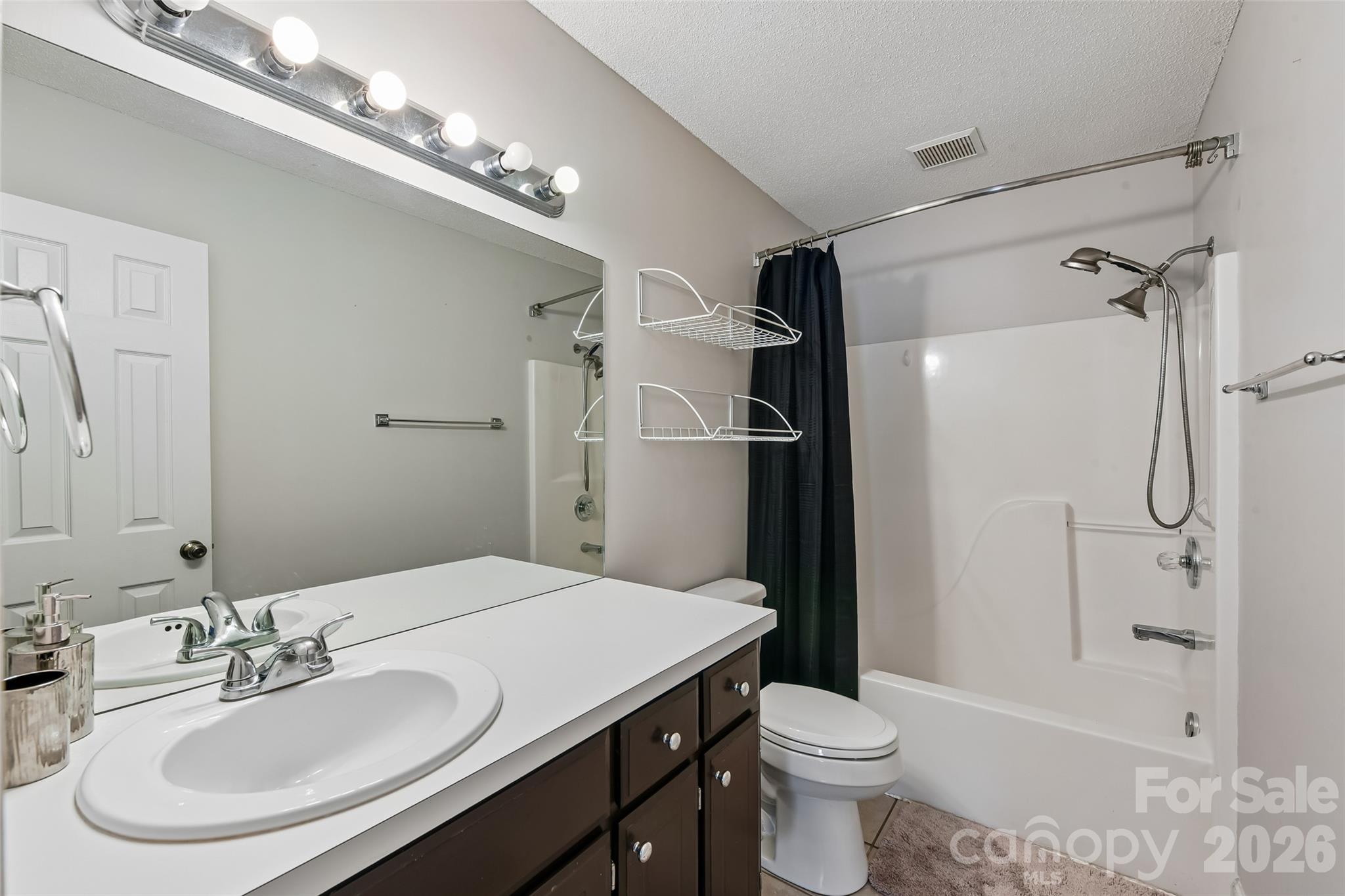 Townhouse at 102 Brandywine Drive NE, Conover, photo 16 of 23