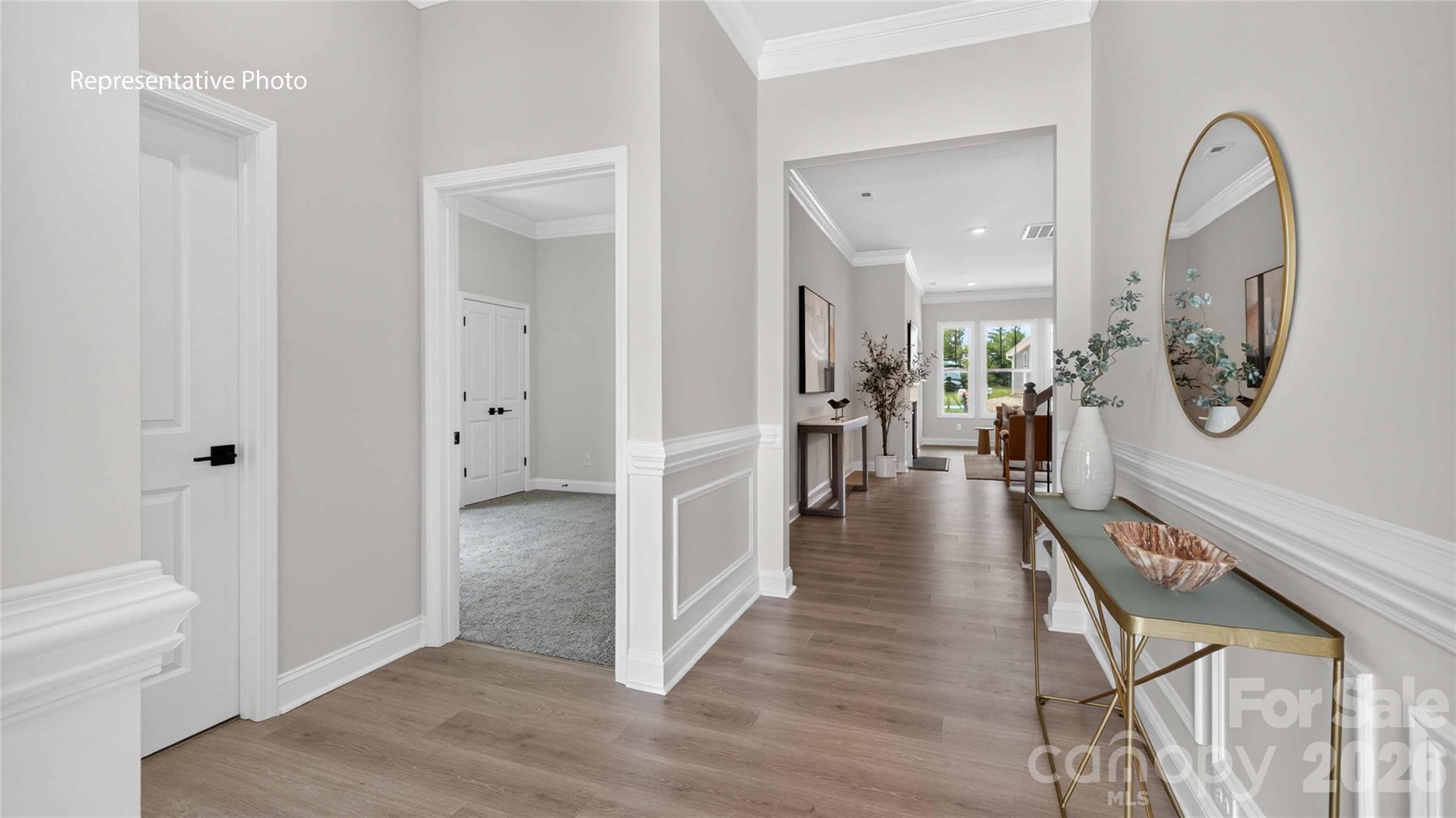 Single Family Residence at 7509 Bainbridge Road, Sherrills Ford, photo 2 of 29