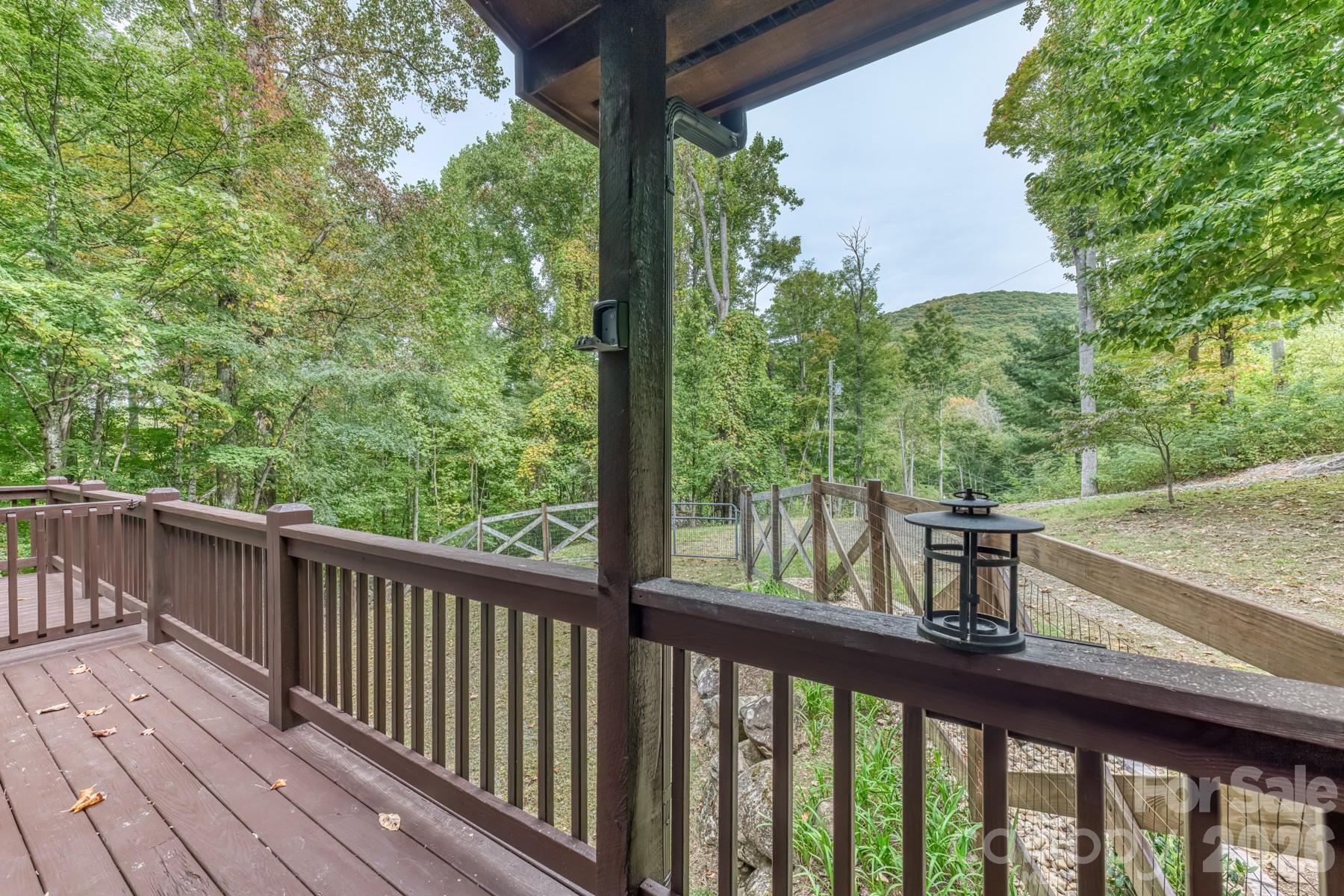 Single Family Residence at 610 Amber Drive, Bakersville, photo 3 of 49