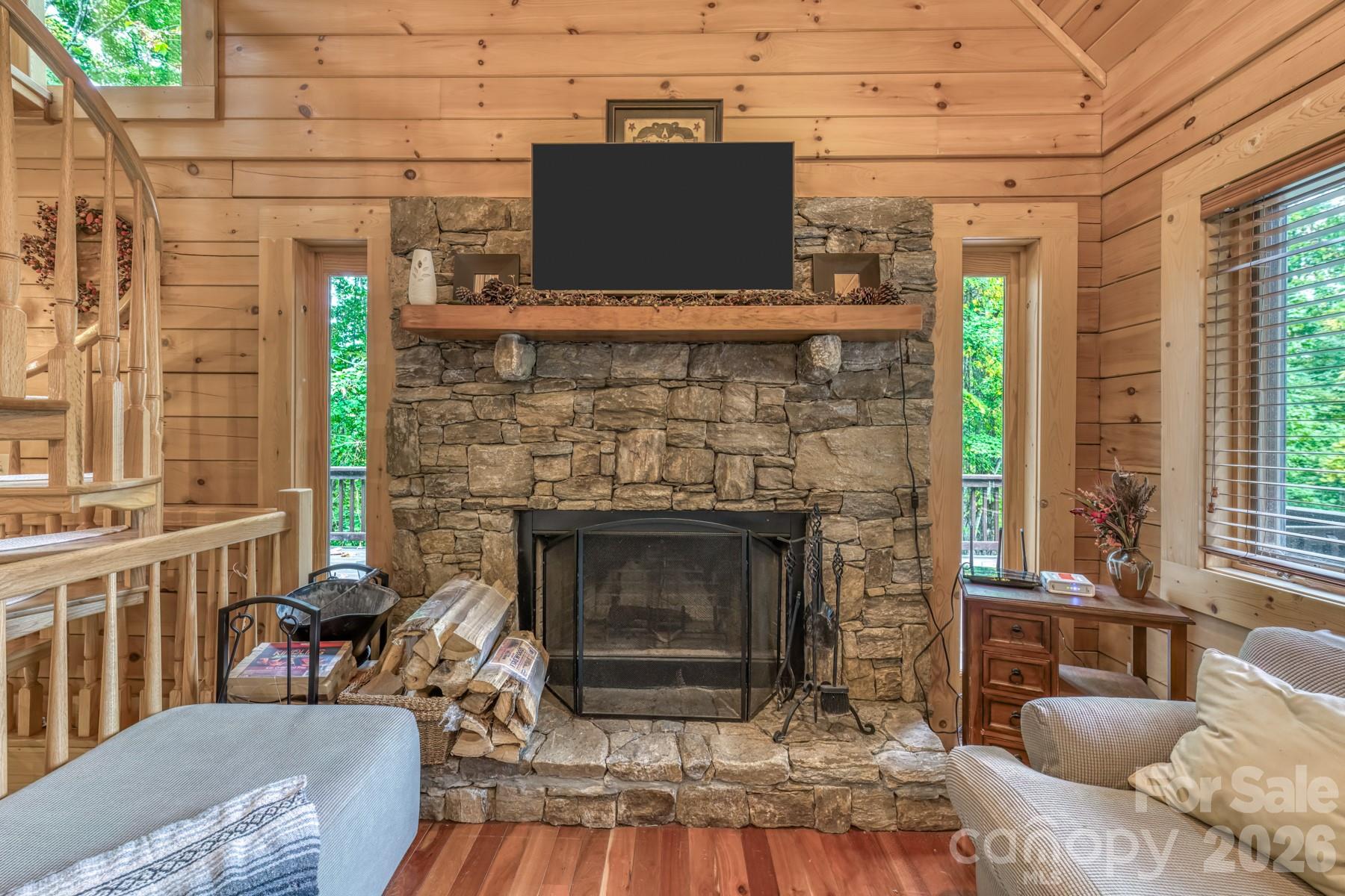 Single Family Residence at 610 Amber Drive, Bakersville, photo 7 of 49