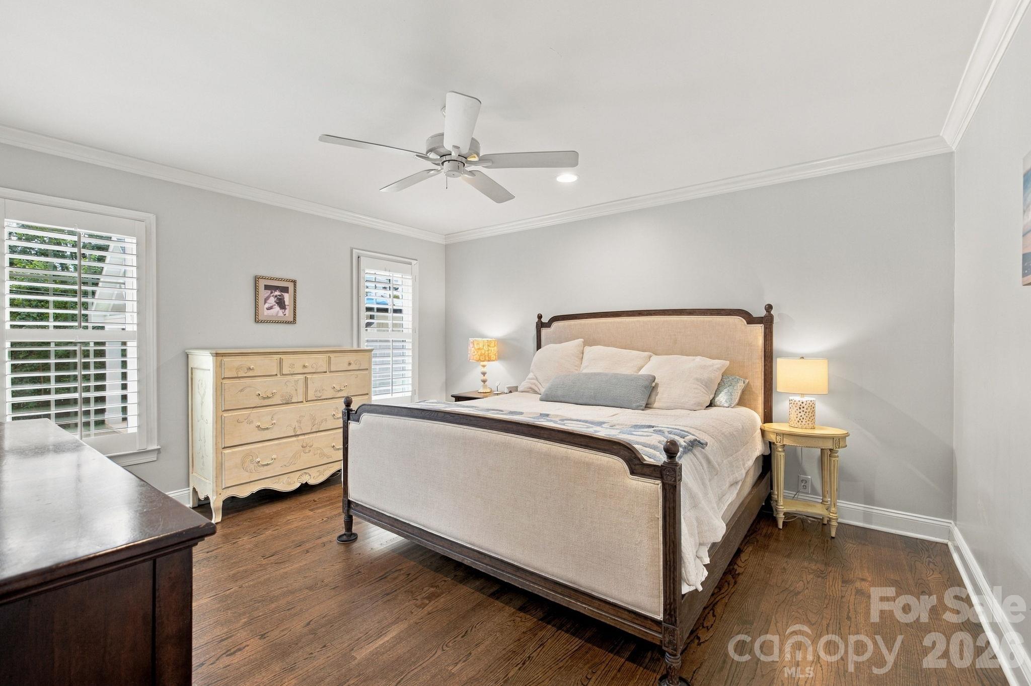 Single Family Residence at 1901 Runnymede Lane, Charlotte, photo 15 of 35