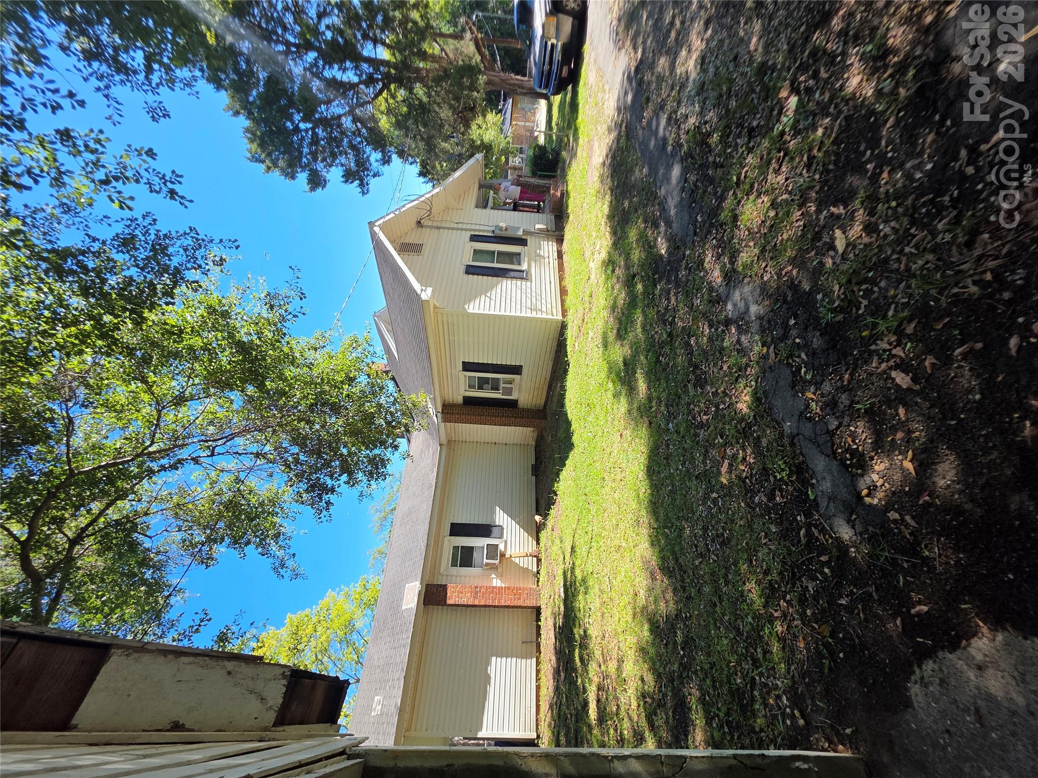 Single Family Residence at 224 Godfrey Street, Cheraw, photo 5 of 14
