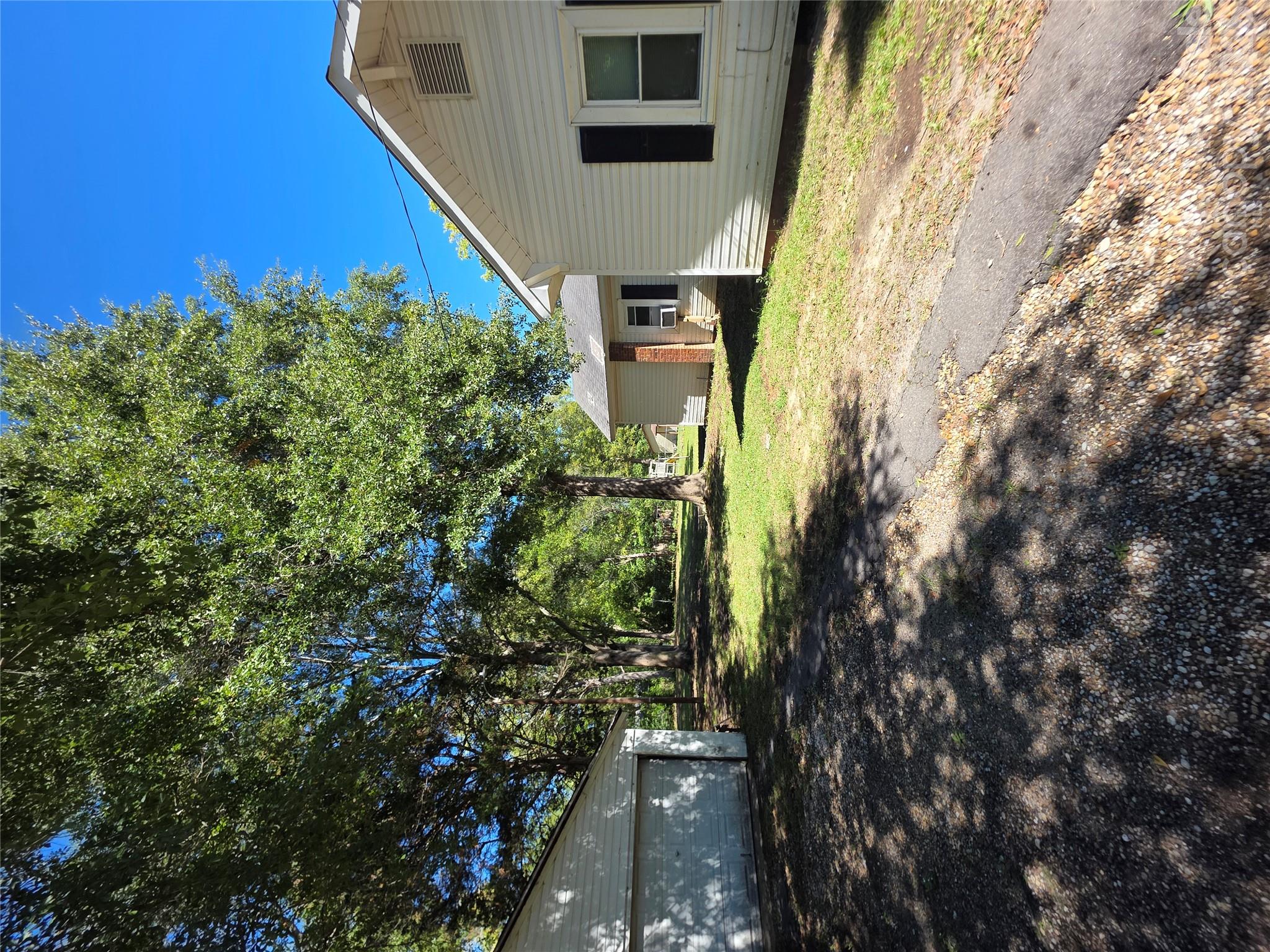 Single Family Residence at 224 Godfrey Street, Cheraw, photo 11 of 14