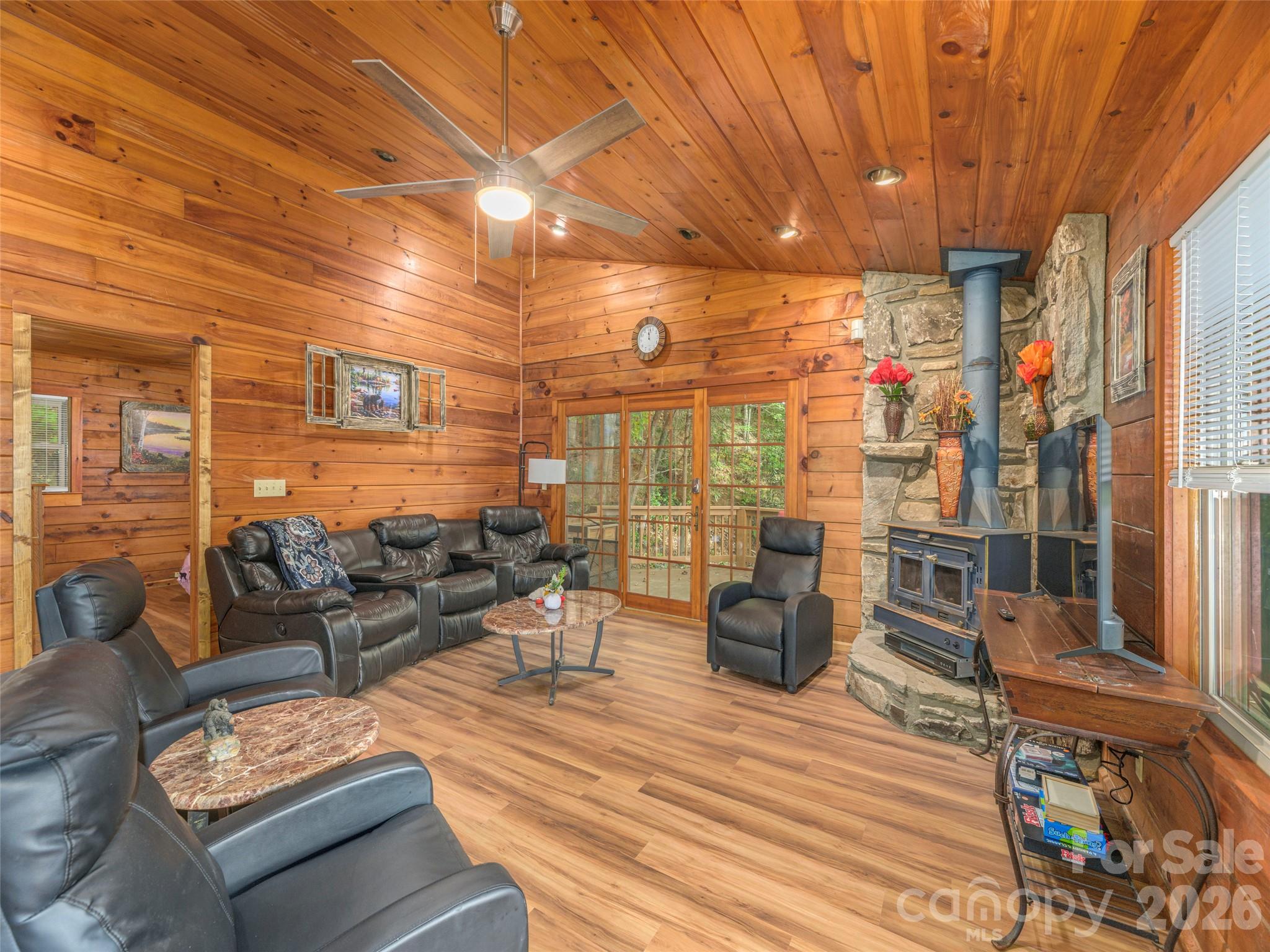 Single Family Residence at 250 Creekside Drive, Maggie Valley, photo 5 of 30