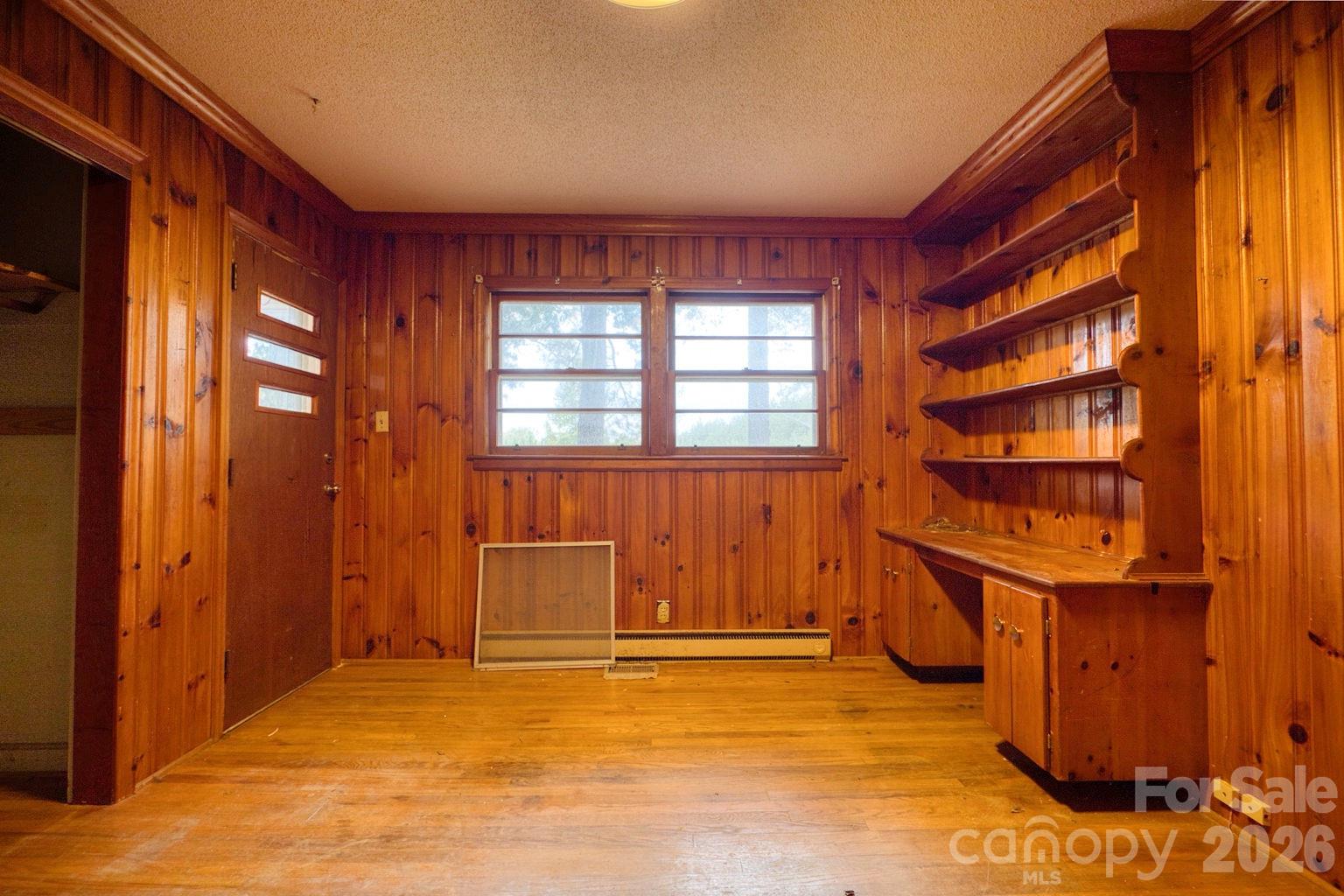 Single Family Residence at 4027 Great Falls Hwy Highway, Great Falls, photo 22 of 42